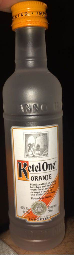 Llama Malbec "Old Vine" Mendoza, Argentina#290