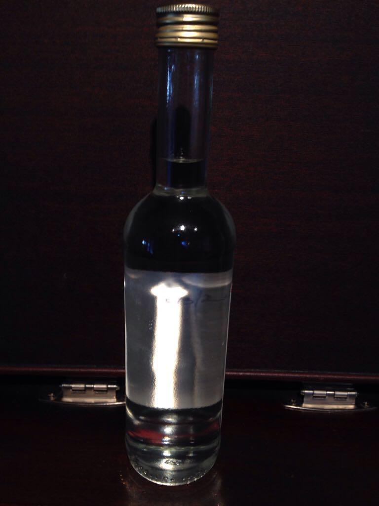 Kitpon - M G Vallindras alcohol collectible - Main Image 2