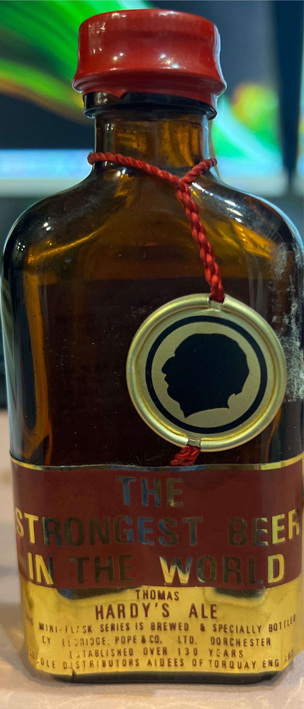 Thomas Hardy’s Ale - Eldridge Pope & Co Ltd (6.34 fl. oz.) alcohol collectible - Main Image 3