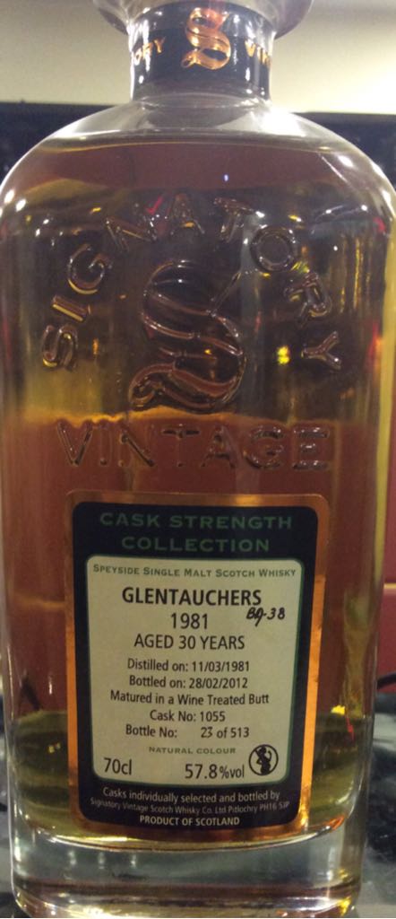 Seagram’s Crown 7 & Dark Honey