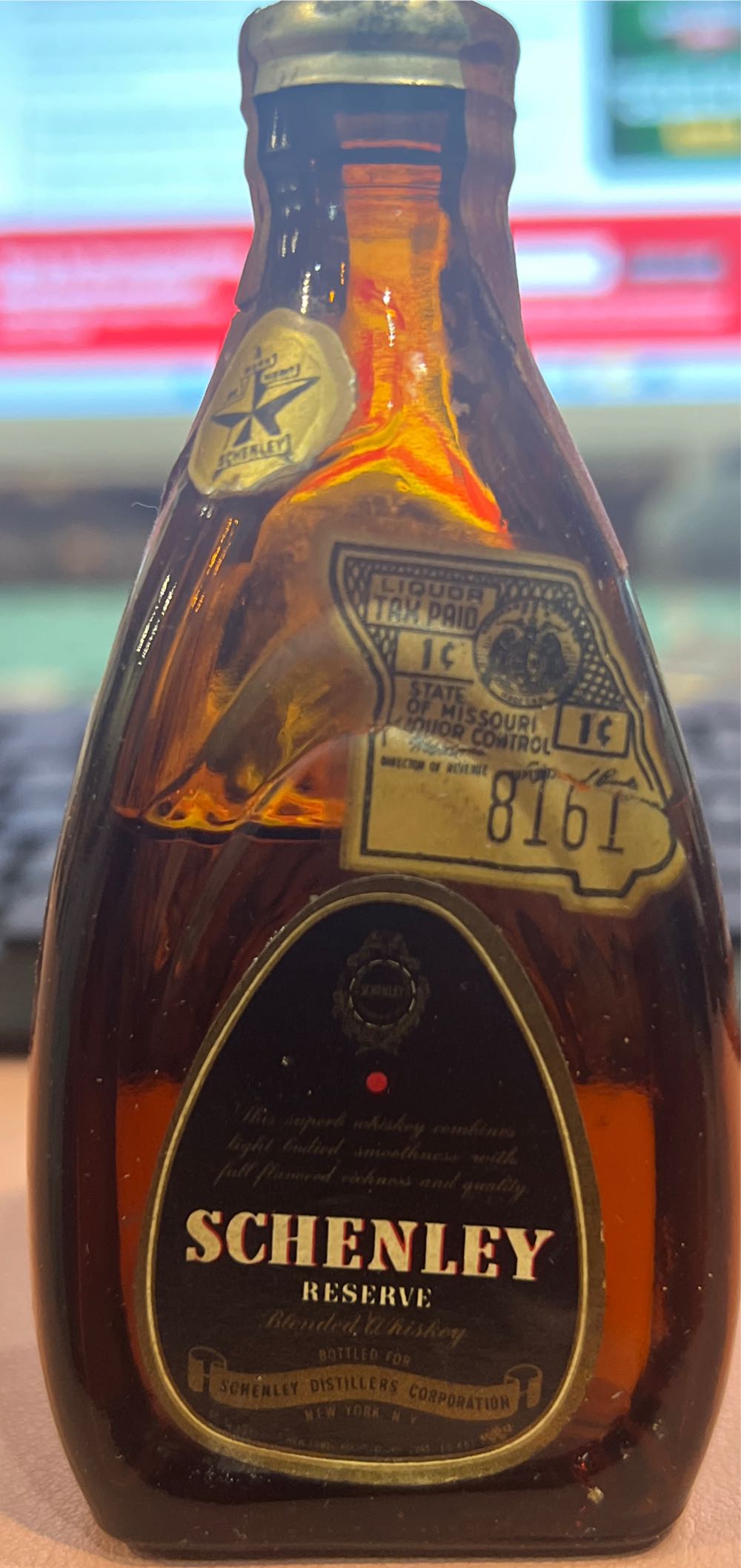 Schenley Reserve - Schenley (50mL) alcohol collectible - Main Image 2