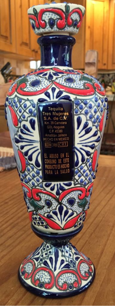 Amor Mio - Tequila Tres Mujeres, S. A. de C.V. (750 mL) alcohol collectible - Main Image 2