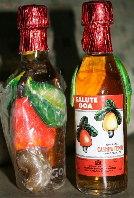 Salute Goa - Meredien Bottling Industries (50mL) alcohol collectible - Main Image 2