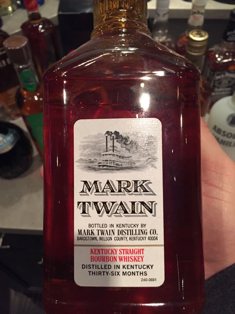 Mark Twain Borbon - Mark Twain (750 mL) alcohol collectible - Main Image 2