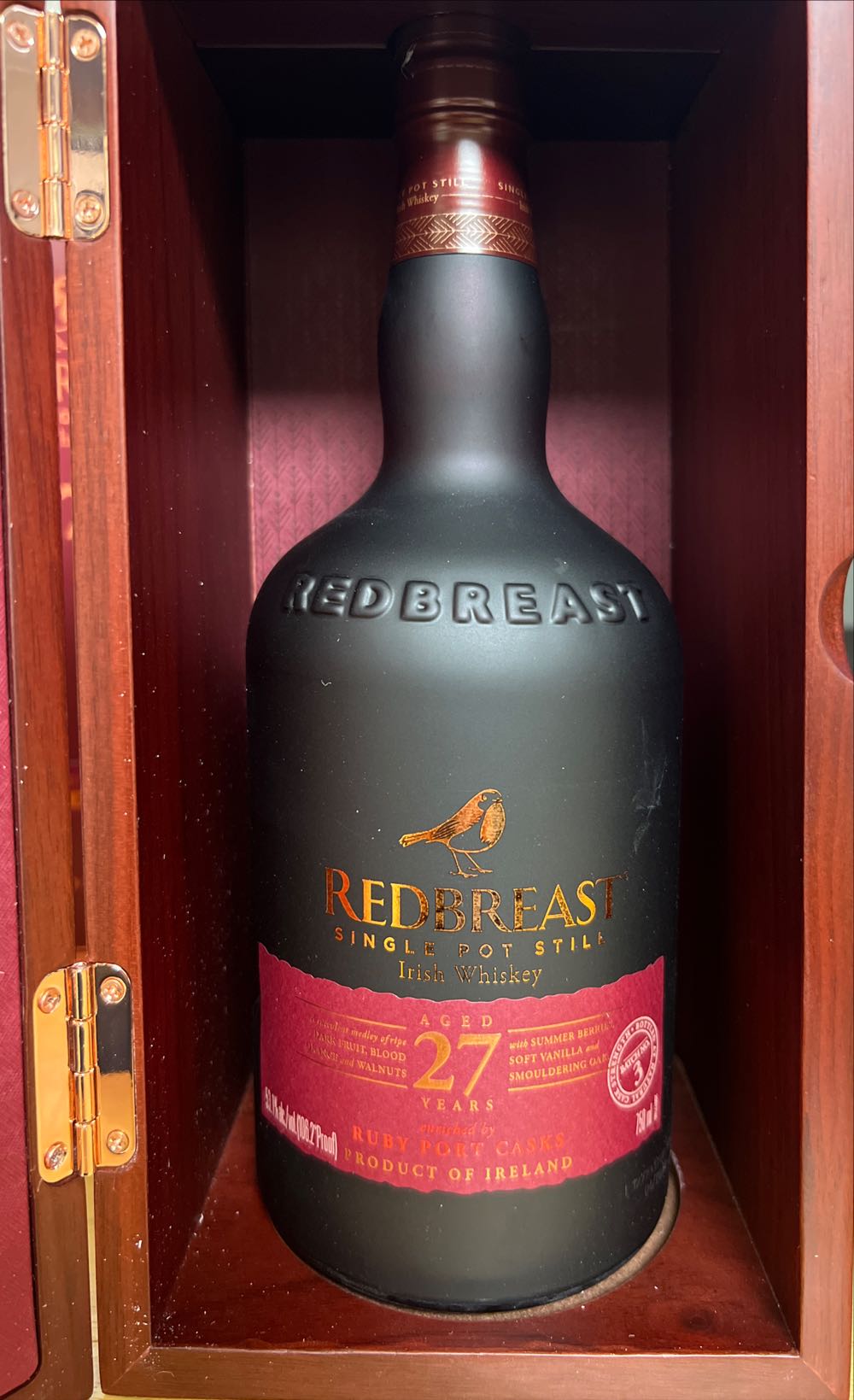 Redbreast 27yr - Middleton Distillery alcohol collectible - Main Image 3