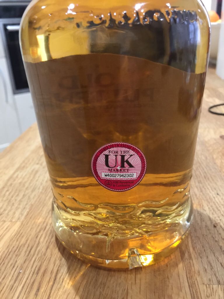 Old Pulteney - 11 - Hand Bottled - The Old Pulteney Distillery (700 mL) alcohol collectible - Main Image 2