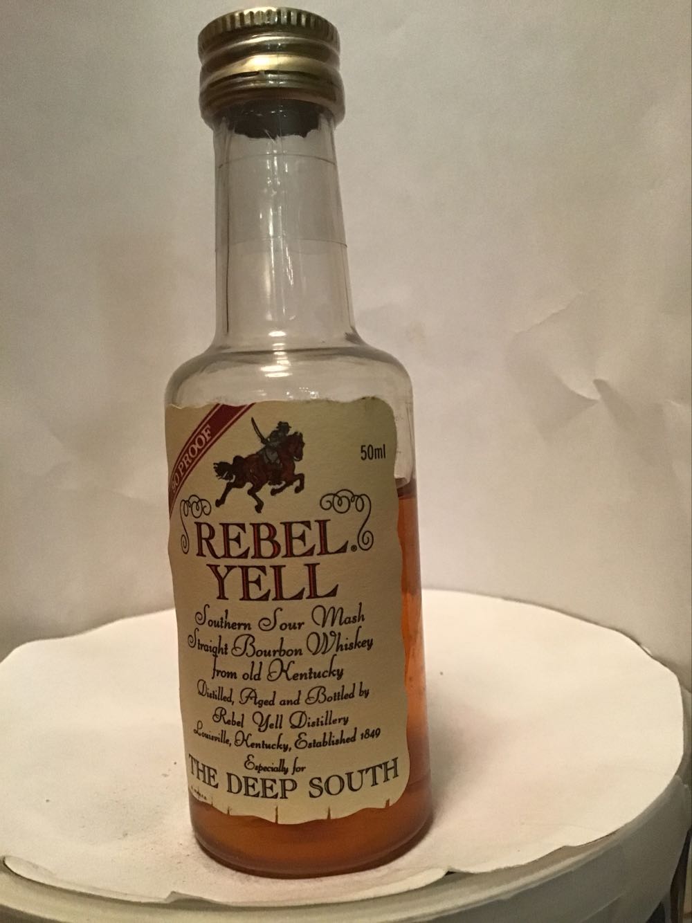 Rebel Yell - Rebel Yell Distillery (50 mL) alcohol collectible - Main Image 4