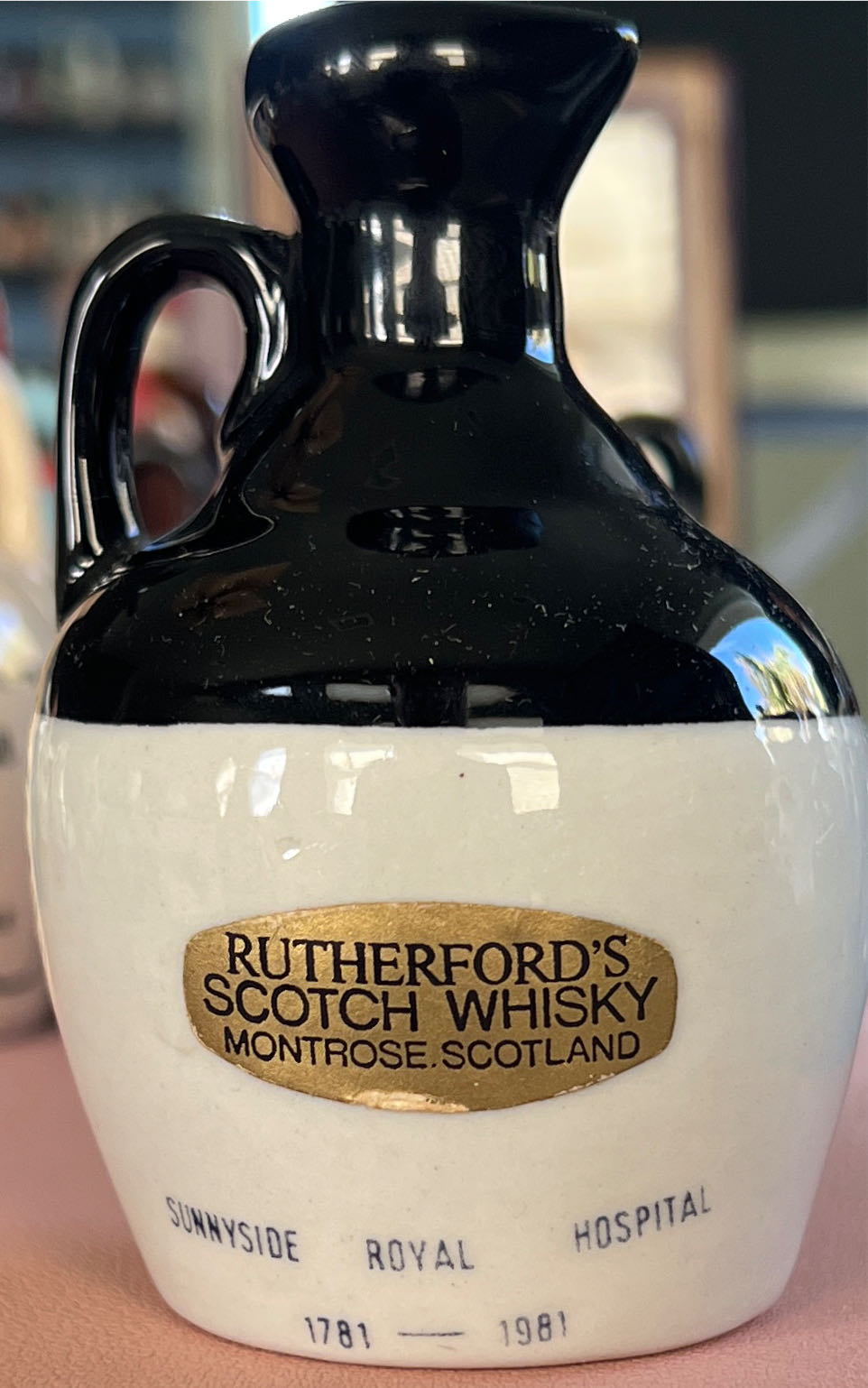 Rutherford’s - Rutherford’s (5clL) alcohol collectible - Main Image 3