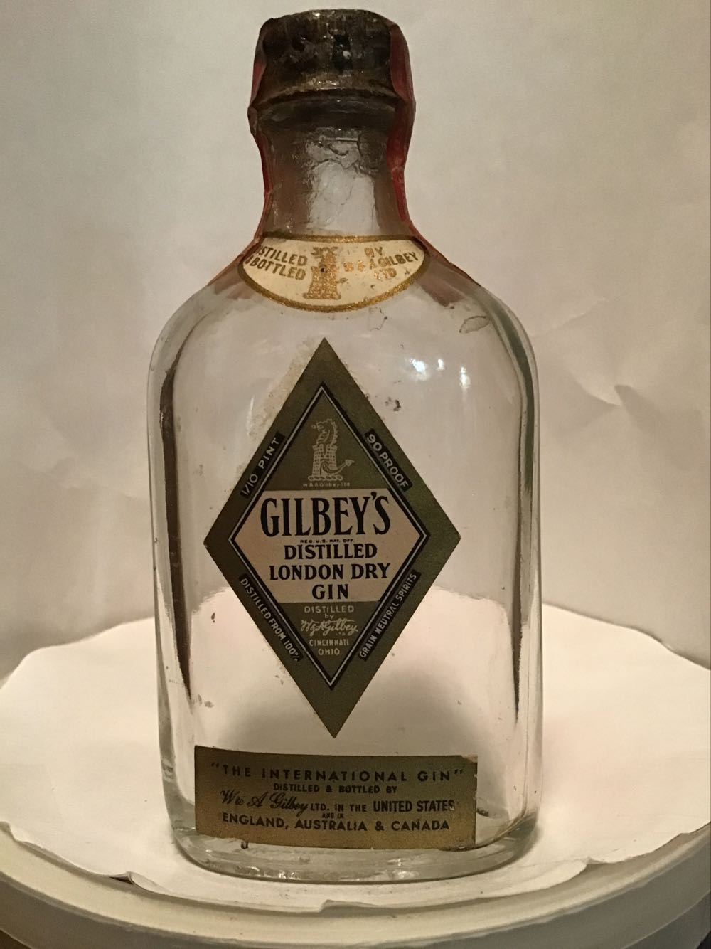 Gilbey’s Gin - W. & A. Gilbey (50 mL) alcohol collectible - Main Image 3