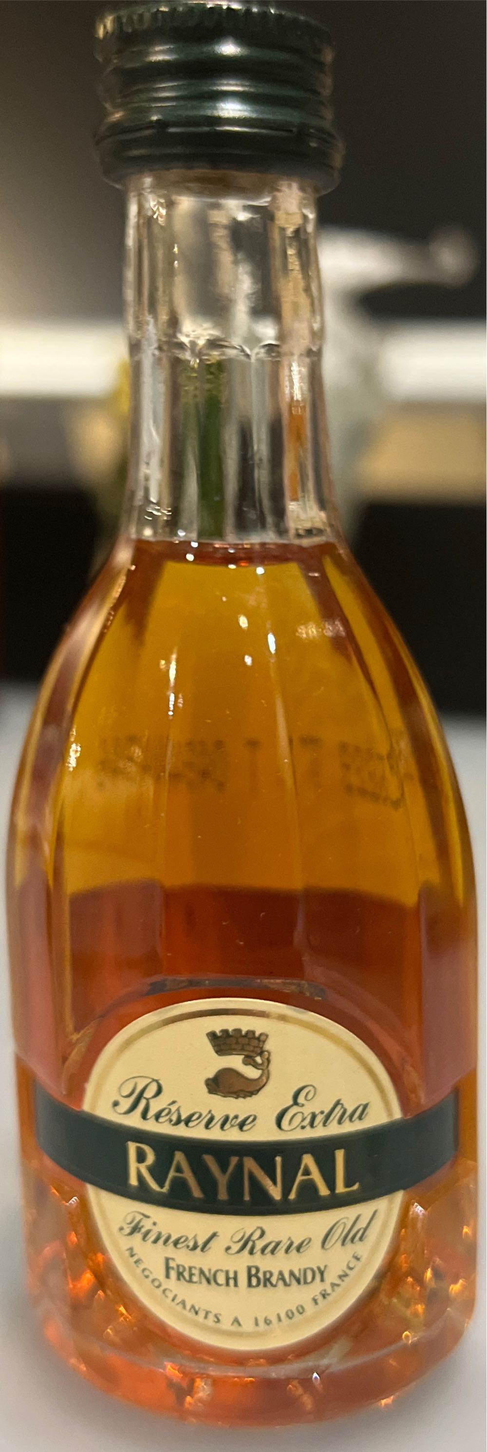Raynal French Brandy  (750 mL) alcohol collectible [Barcode 3253430104009] - Main Image 3