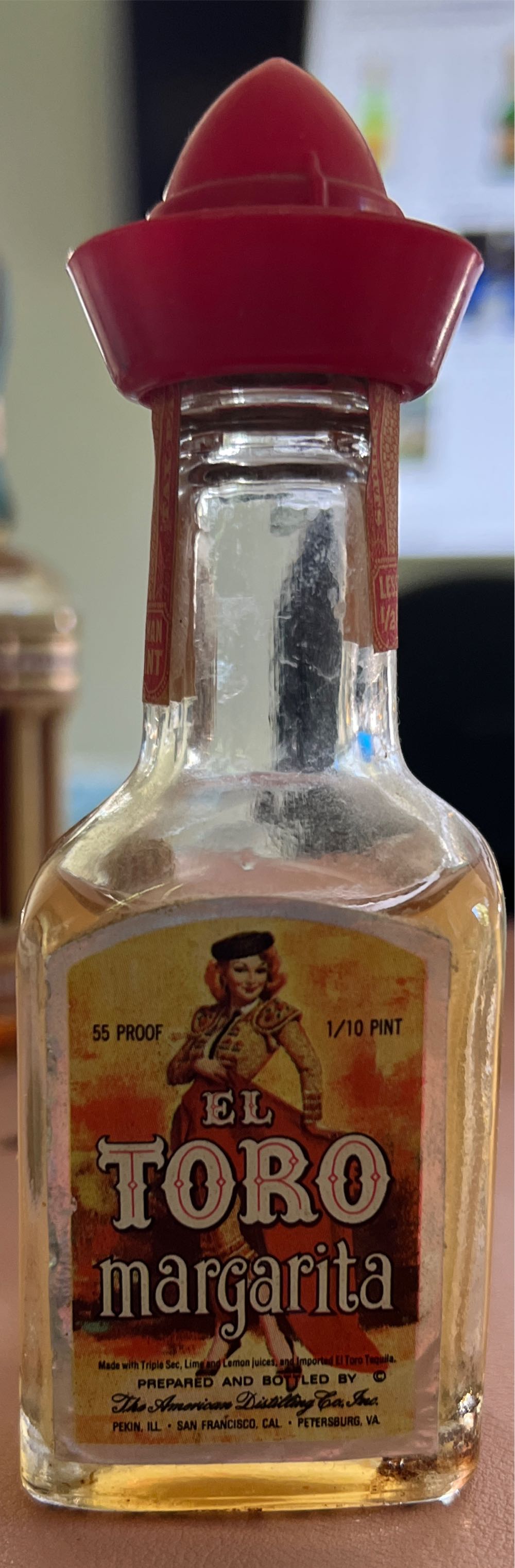 El Toro  (1.75 L) alcohol collectible [Barcode 082928206917] - Main Image 2