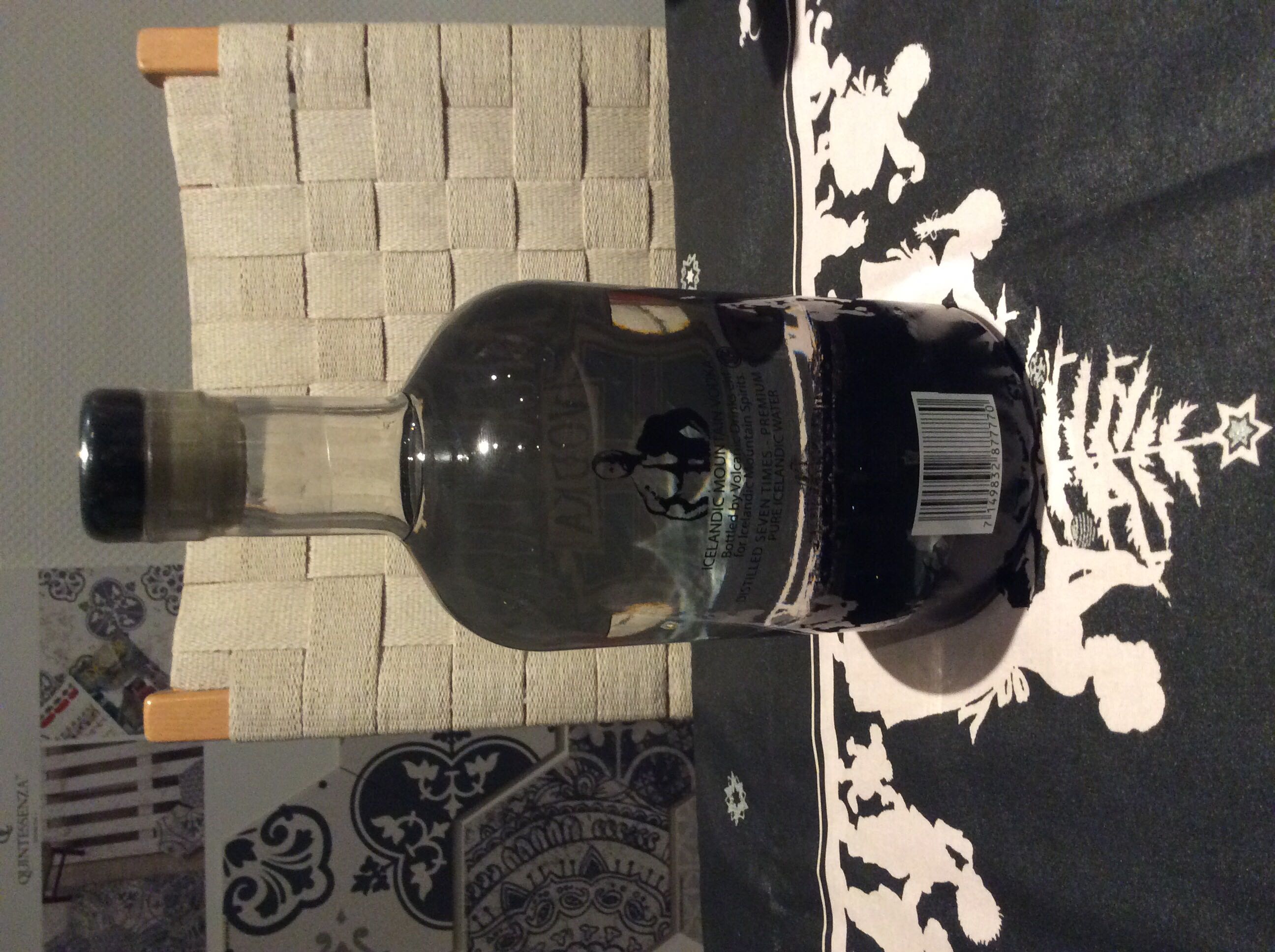 Icelandic Mountain Vodka 700ml 40% Iceland - Icelandic Mountain Spirits (700 mL) alcohol collectible [Barcode 7149832877770] - Main Image 2