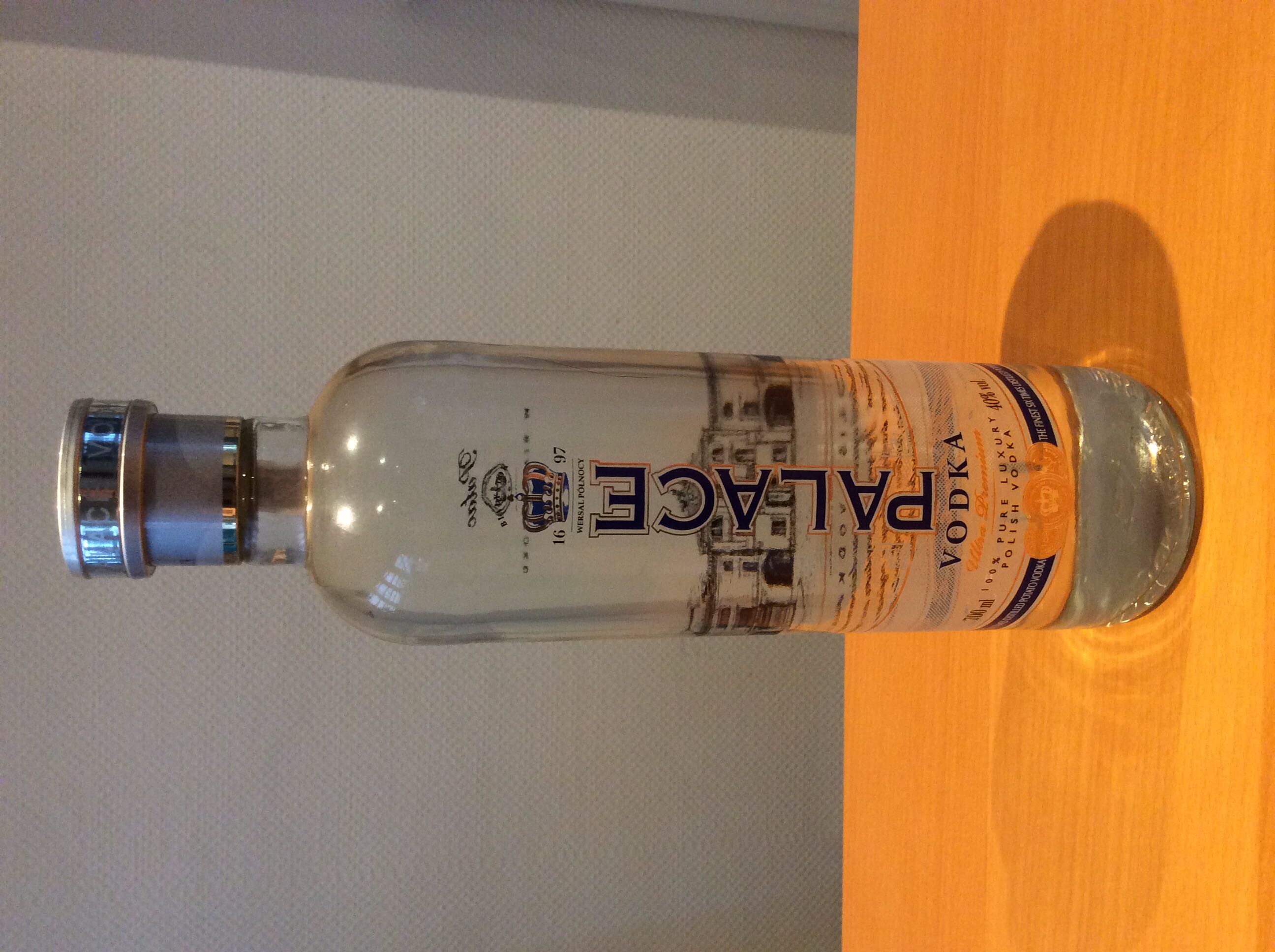 Palace UltrA Premium Vodka 700ml 40% Poland - CEDC International (700 mL) alcohol collectible [Barcode 5900343000048] - Main Image 1