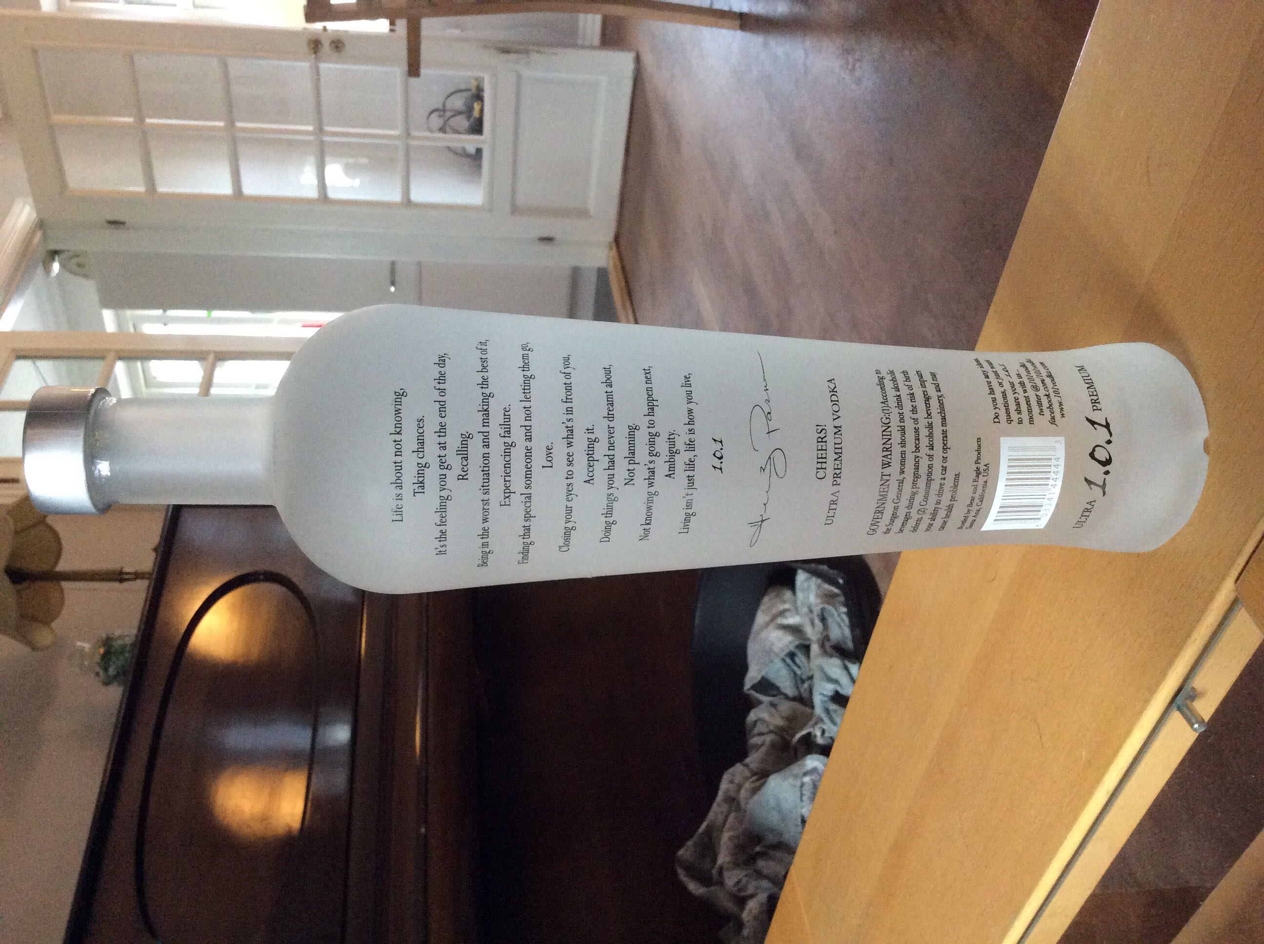 1.0.1 Vodka 750ml 40% California USA - Bear And Eagle Products (750 mL) alcohol collectible [Barcode 603341444443] - Main Image 2