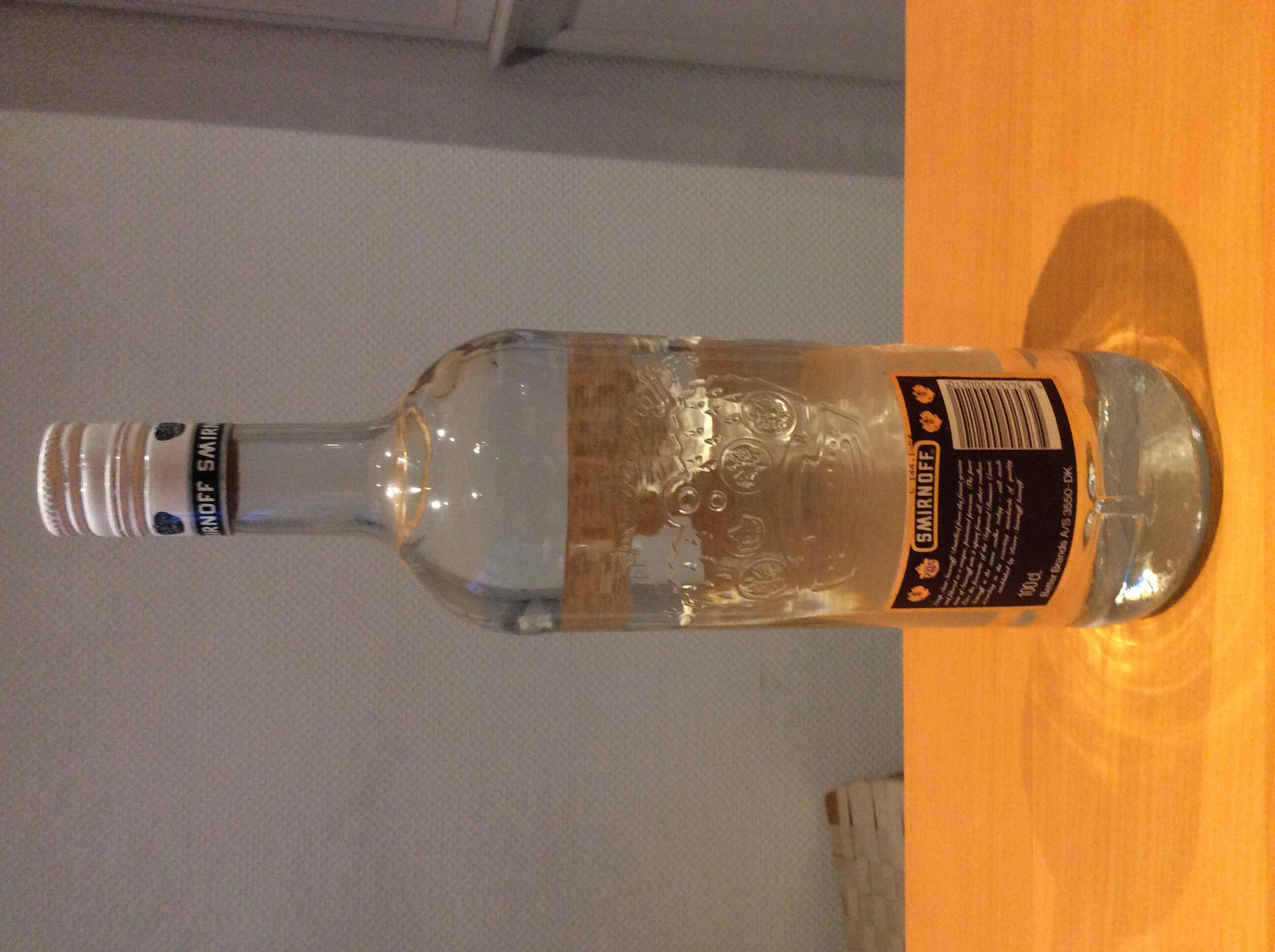 Smirnoff Blue Vodka 1000ml 50%   - Ste Pierre Smirnoff FLS (1000 mL) alcohol collectible [Barcode 5734455000210] - Main Image 2