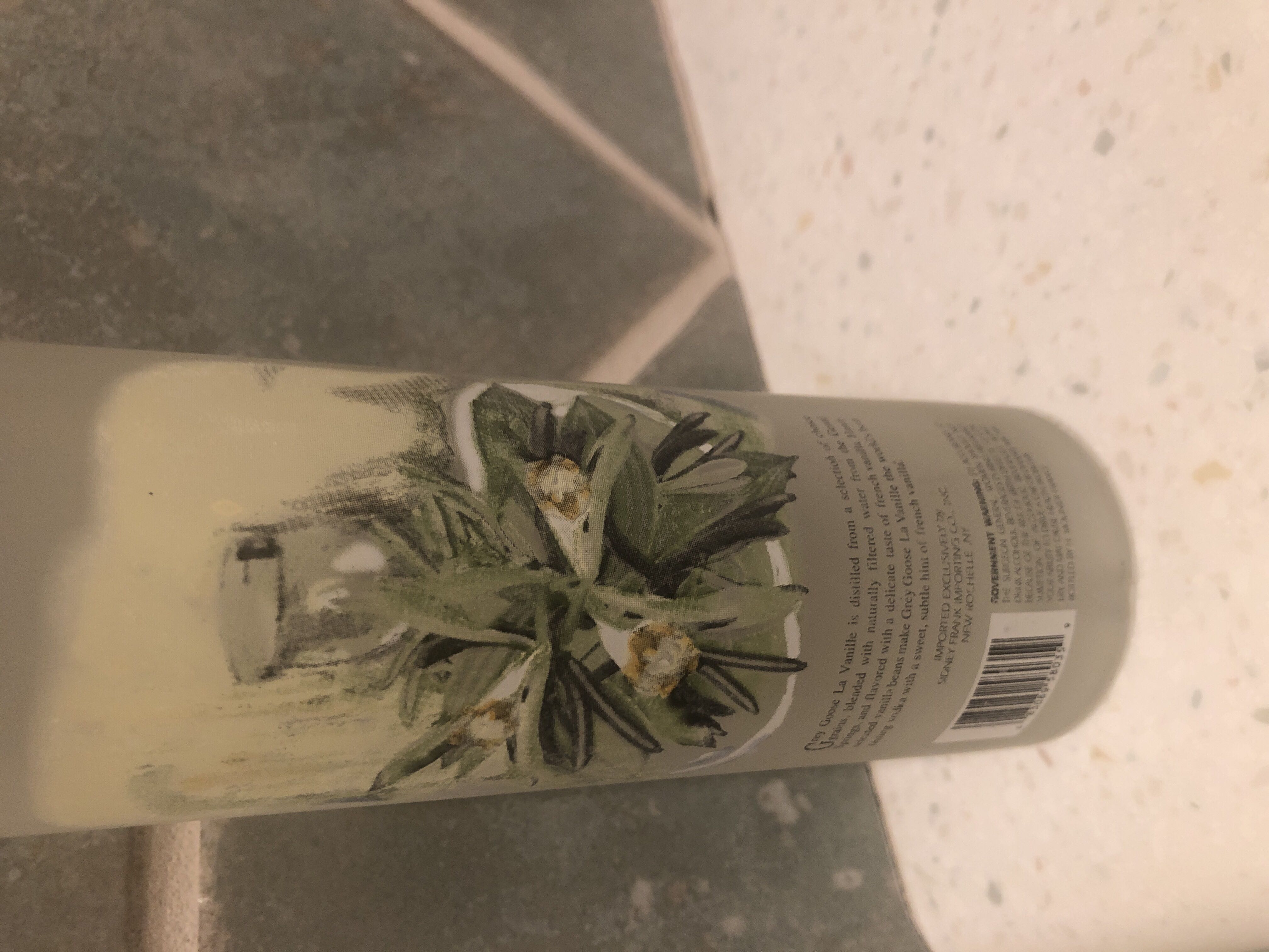 Grey Goose La Vanille - Grey Goose, France (375 mL) alcohol collectible [Barcode 083089580359] - Main Image 2