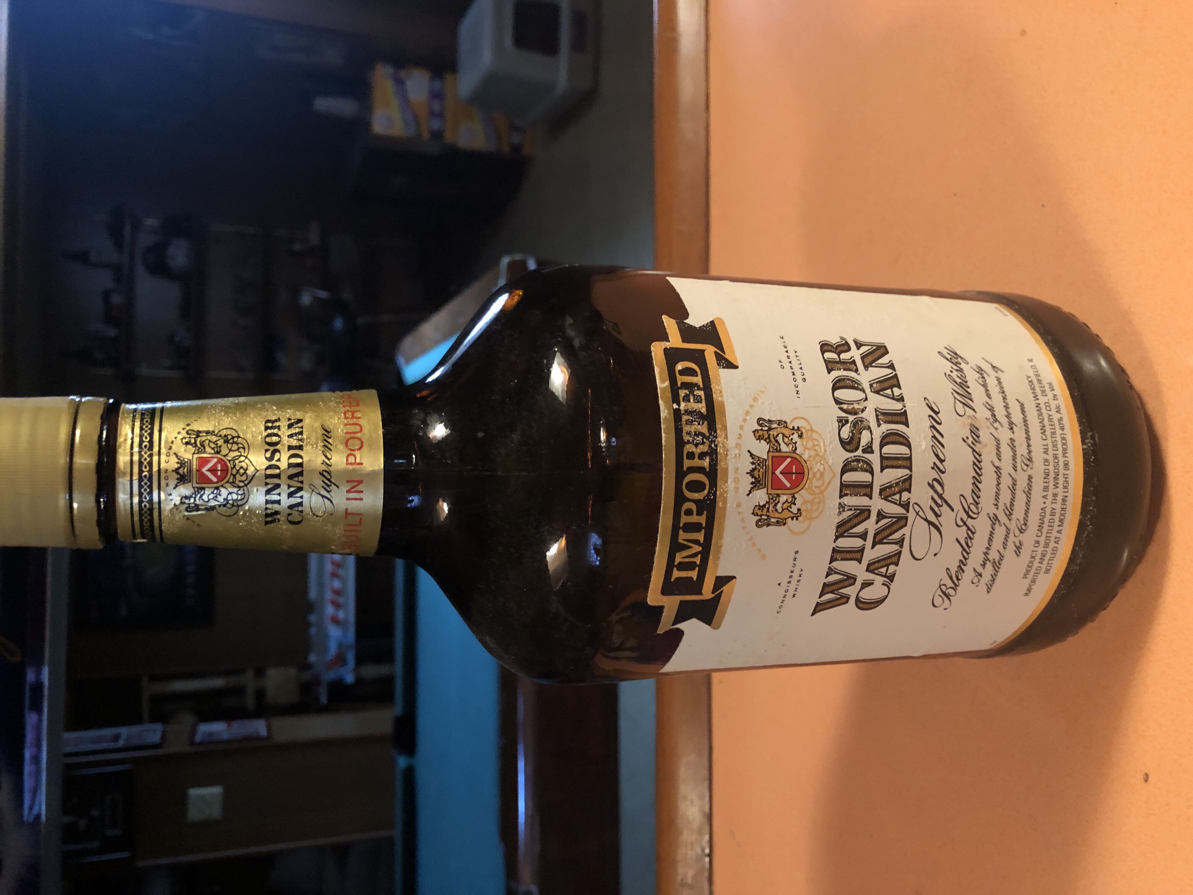Giant Texas Ultra Premium Bourbon Whiskey