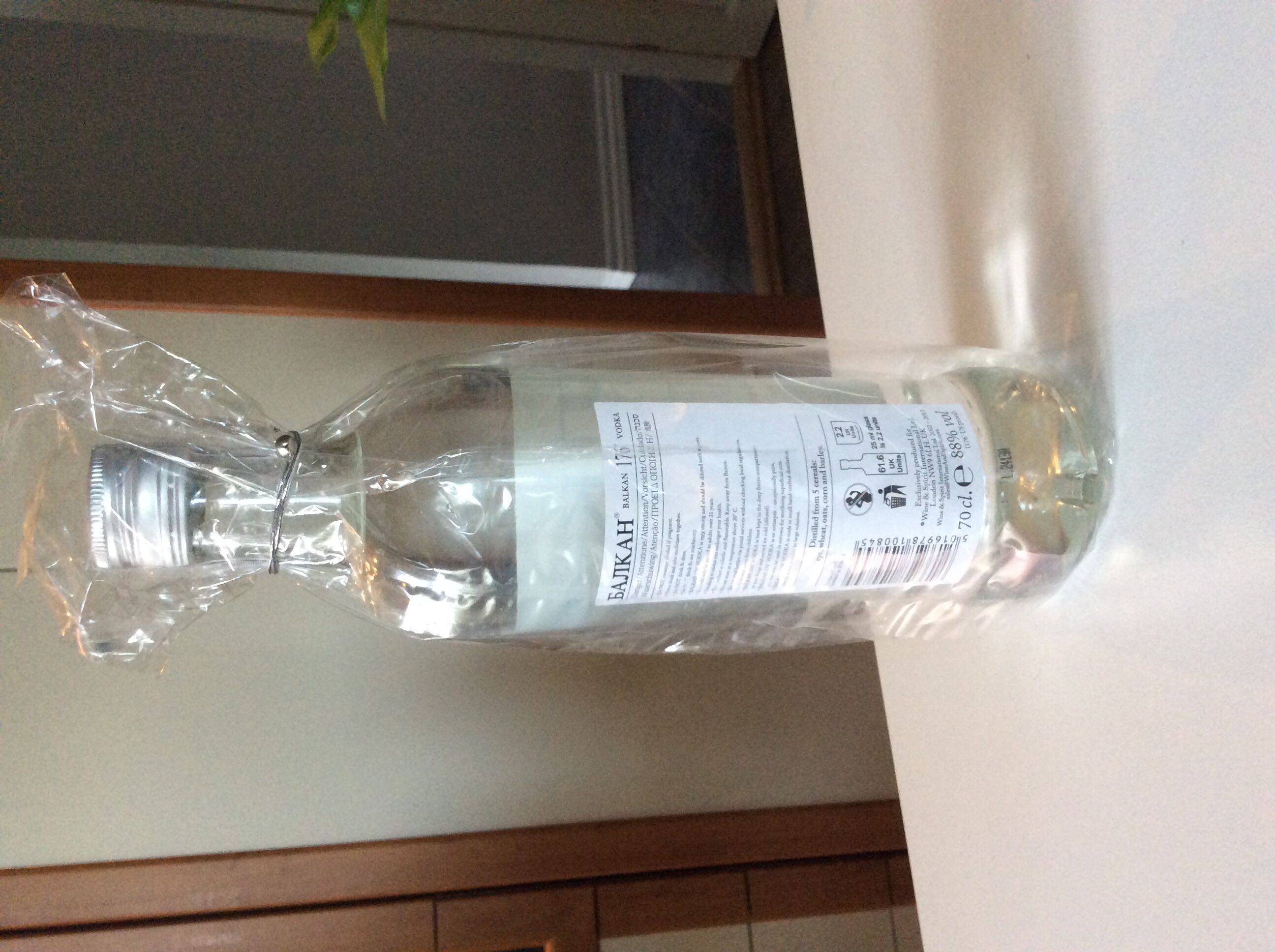 Balkan 176 Vodka 88% - Balkan (700 mL) alcohol collectible [Barcode 5016978100845] - Main Image 2