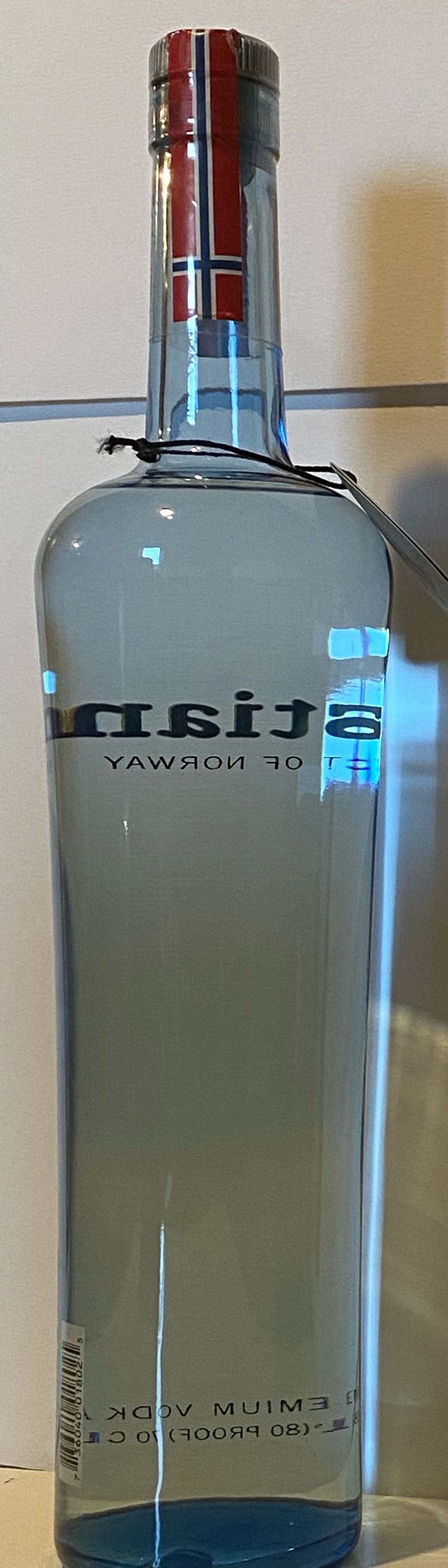 Christiania Vodka 700ml 40% Norway - Christiania Intl. Oslo Norway (700 mL) alcohol collectible [Barcode 736040018025] - Main Image 3