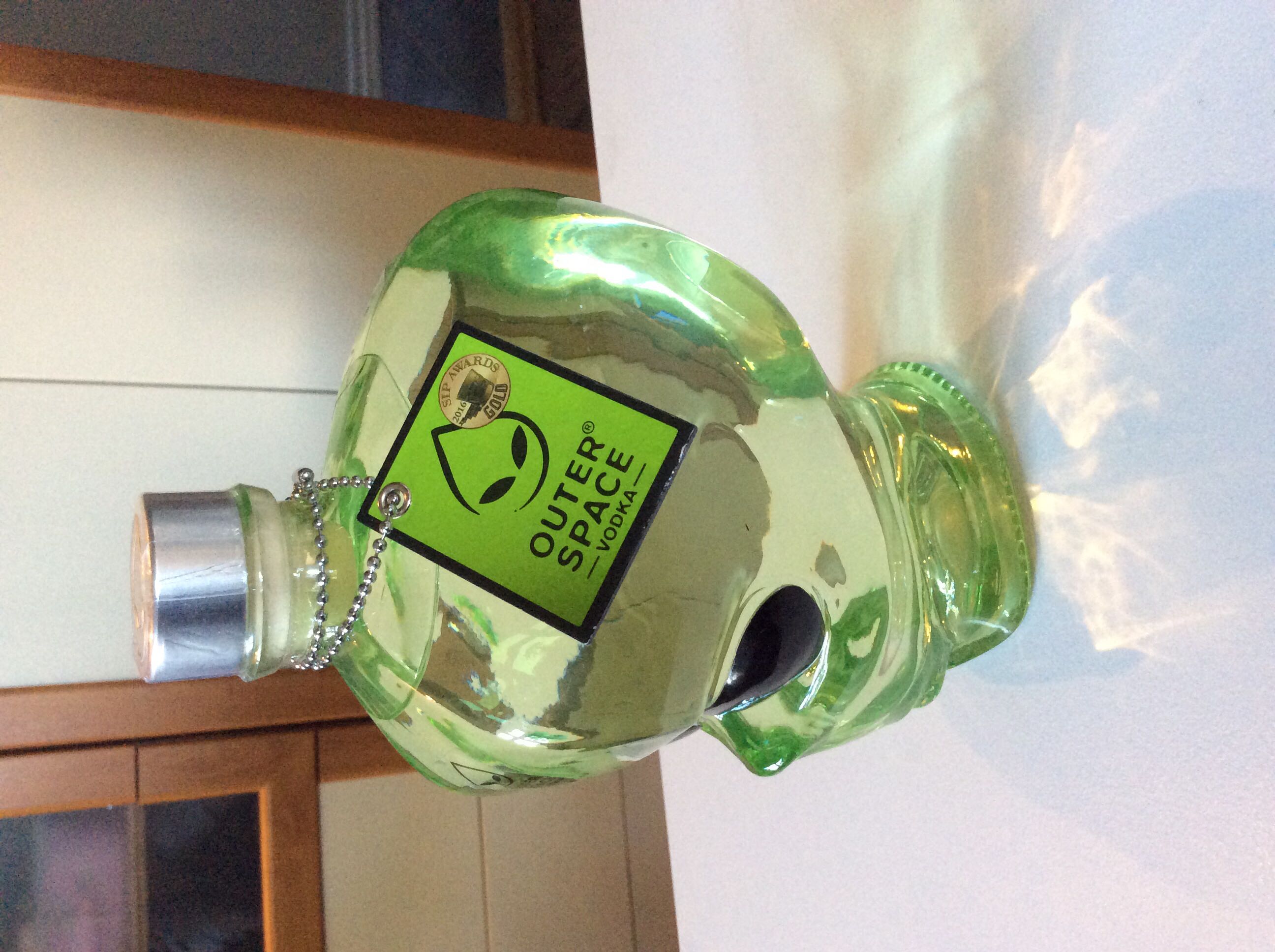 Outer Space Vodka 700ml 40% USA - Outer Space Vodka (700 mL) alcohol collectible [Barcode 085316852918] - Main Image 2