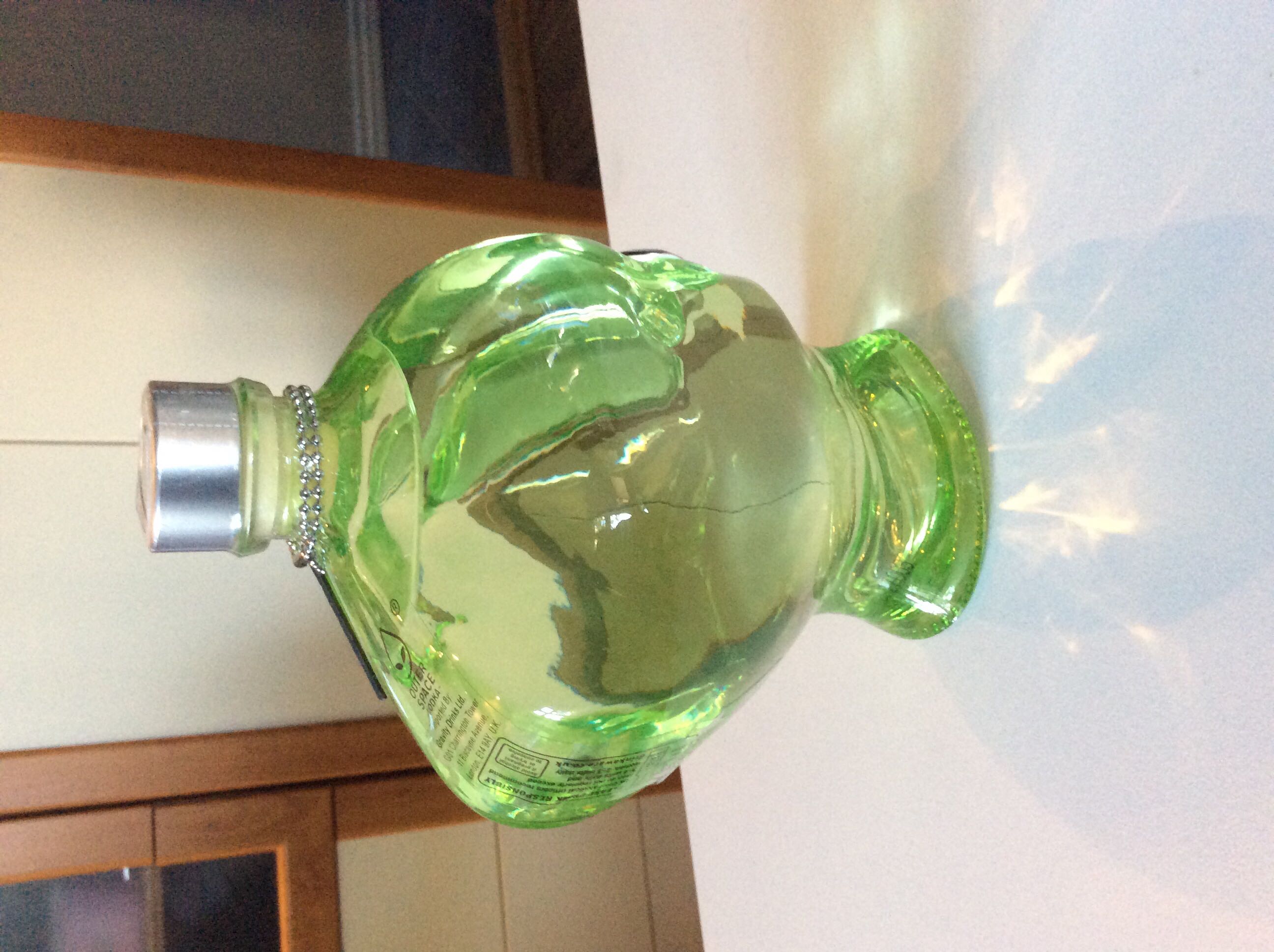 Outer Space Vodka 700ml 40% USA - Outer Space Vodka (700 mL) alcohol collectible [Barcode 085316852918] - Main Image 4