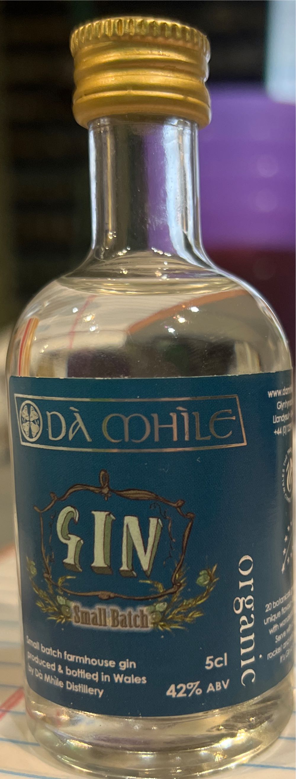 Da Mhile Gin Seaweed - Da Mhile (700 mL) alcohol collectible [Barcode 754436599859] - Main Image 2