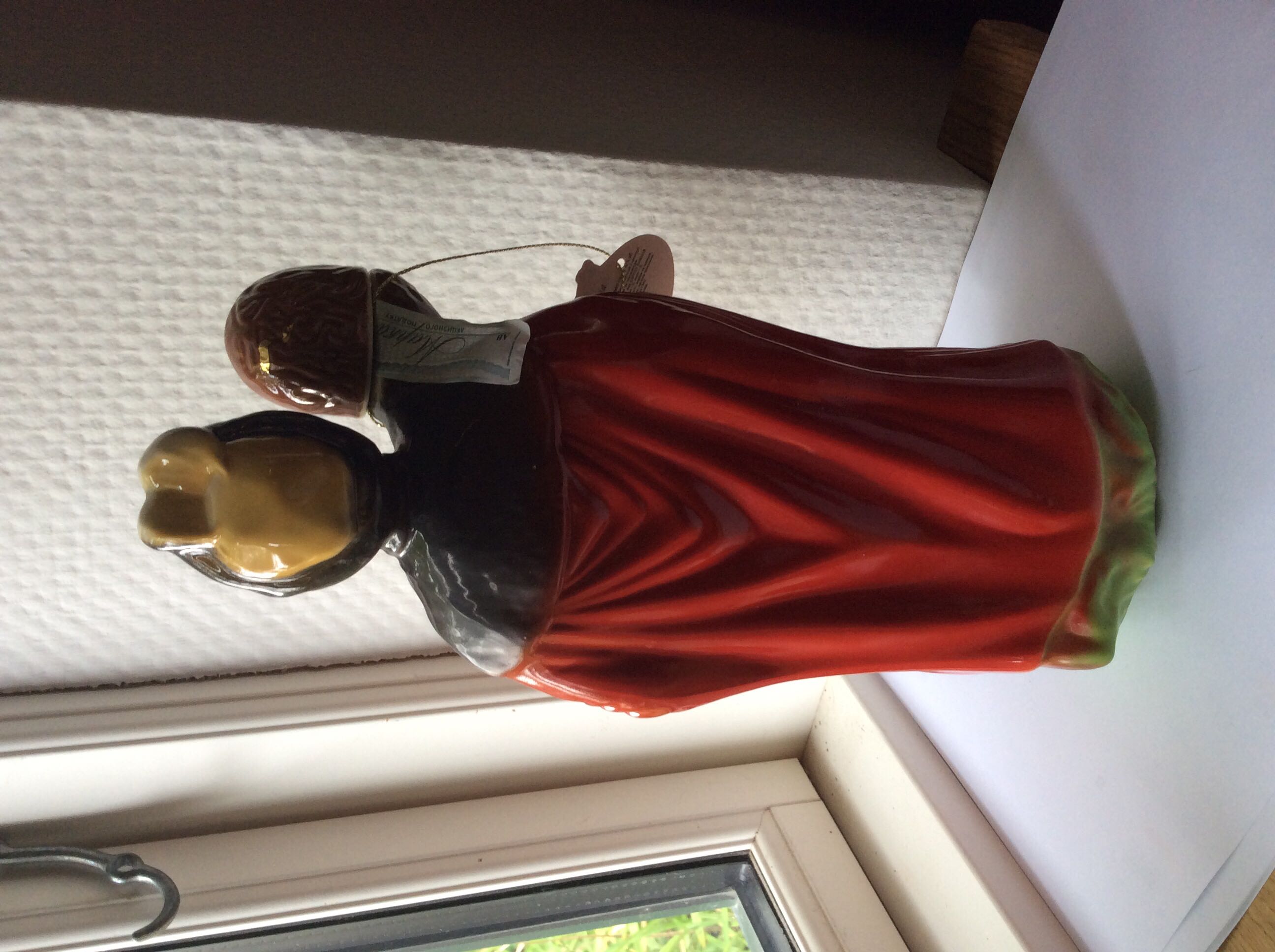 Ukrainian Porcelain Vodka 750ml 40% Ukrania - Topiaoyka (750 mL) alcohol collectible [Barcode 4820139472440] - Main Image 2