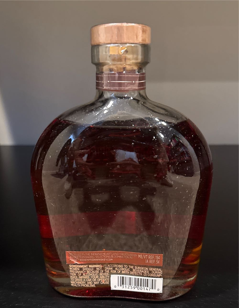 Redemption 9yr Bourbon - MGP Indiana, Formerly Seagrams (750 mL) alcohol collectible [Barcode 031259001470] - Main Image 2