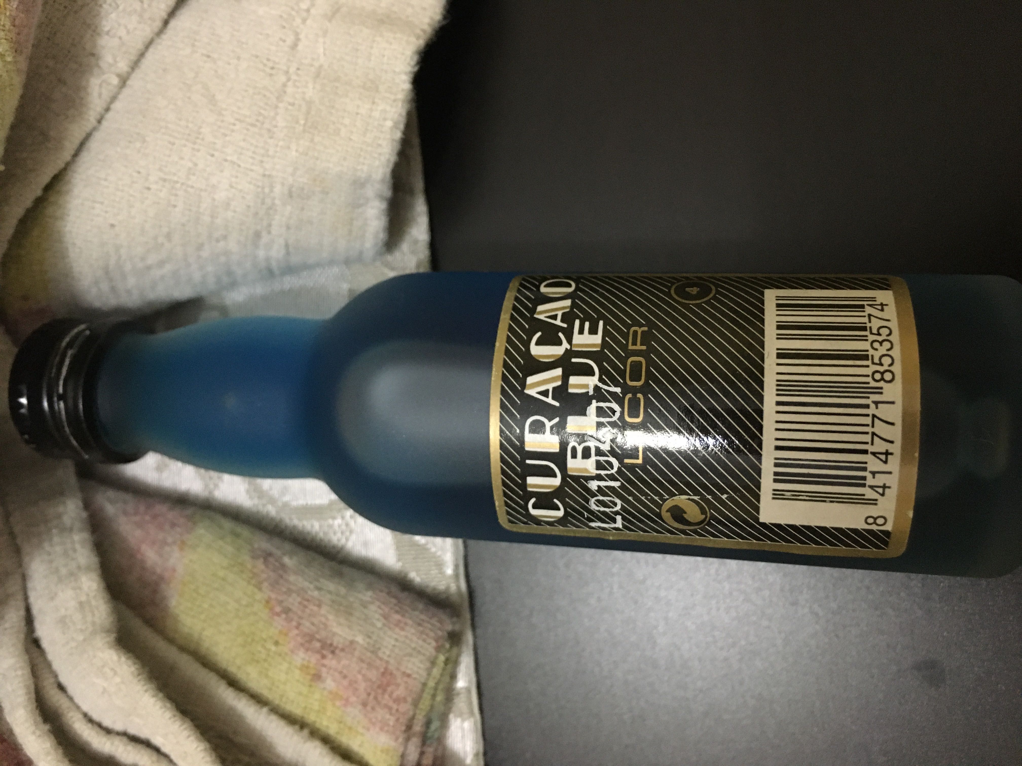 Curaçao Blue - Beveland S.A. (40 mL) alcohol collectible - Main Image 2