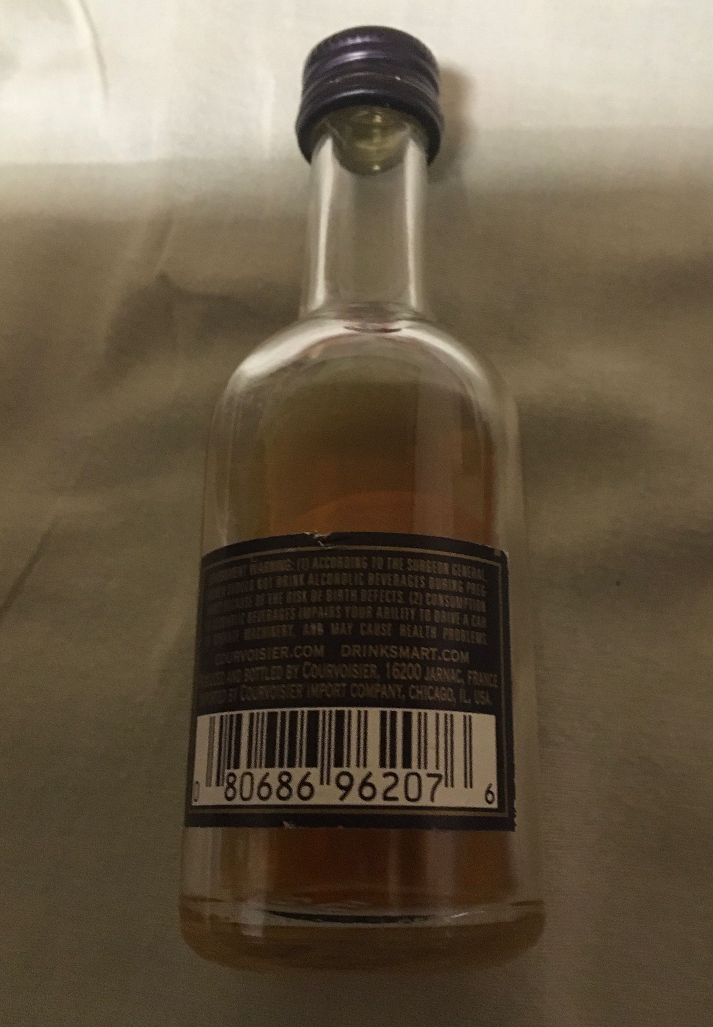 Courvoisier Cognac VSOP - Courvoisier, 2 Place du Château, 16200 Jarnac (50 mL) alcohol collectible [Barcode 080686962076] - Main Image 2