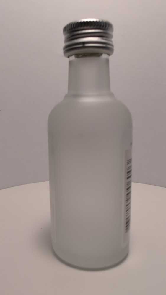 Absolut Vanilia (Version 2) - Absolut Spirits Co. (50 mL) alcohol collectible [Barcode 835229006003] - Main Image 3