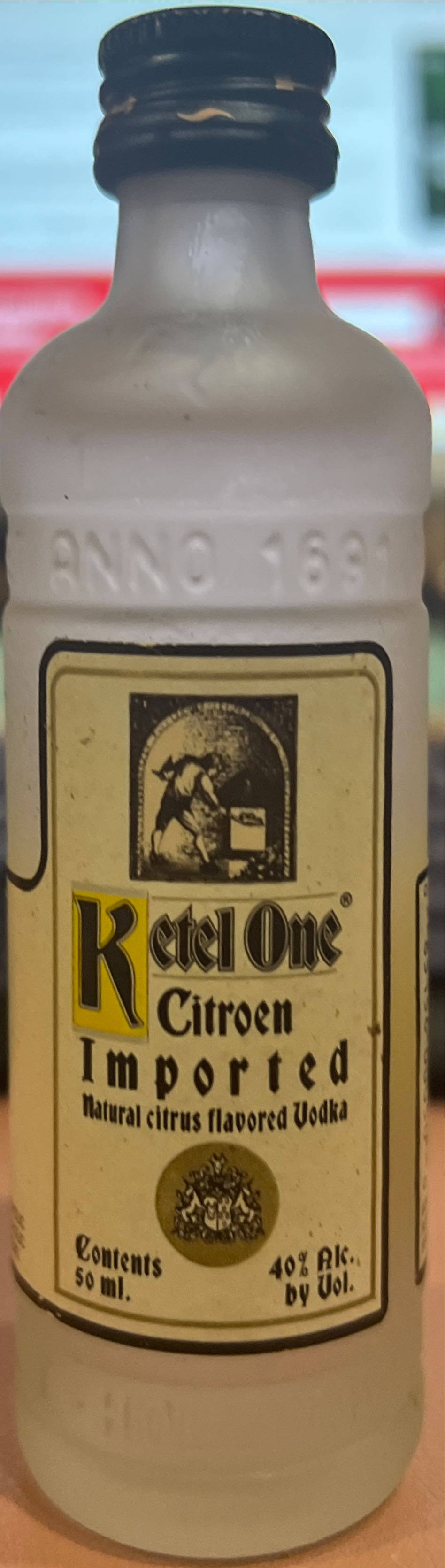 Ketel One Citroen - Nolet Distillery (50mL) alcohol collectible [Barcode 085156000500] - Main Image 3