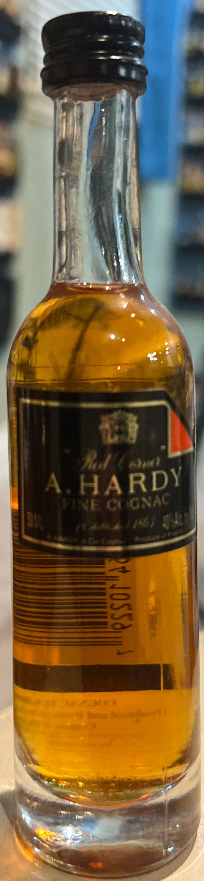 A. Hardy Red Corner VS - Consolidated Distilled (50mL) alcohol collectible [Barcode 081932039429] - Main Image 3