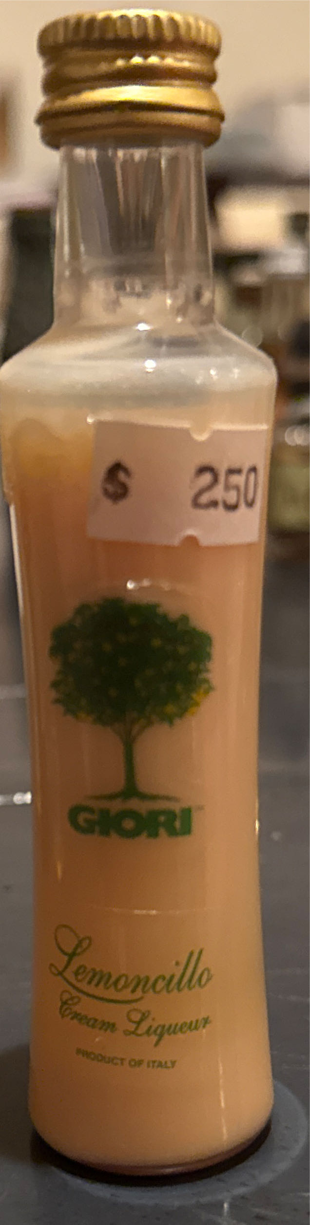 Giori Lemoncillo - A.V. Imports (50mL) alcohol collectible [Barcode 021893792599] - Main Image 5