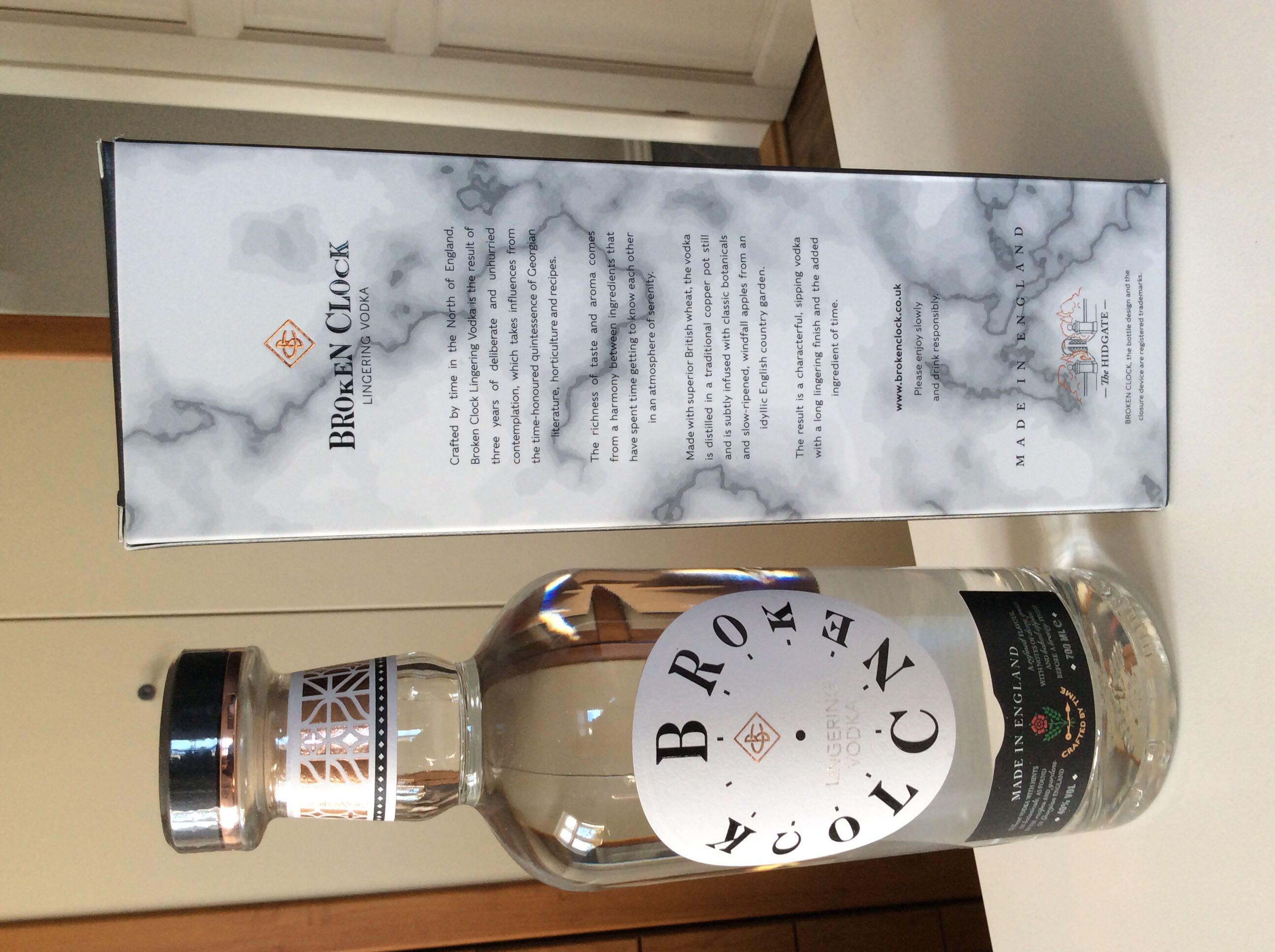 Broken Clock Lingering Vodka 700ml 40% England - The Hidgate (700 mL) alcohol collectible [Barcode 5003725380001] - Main Image 3