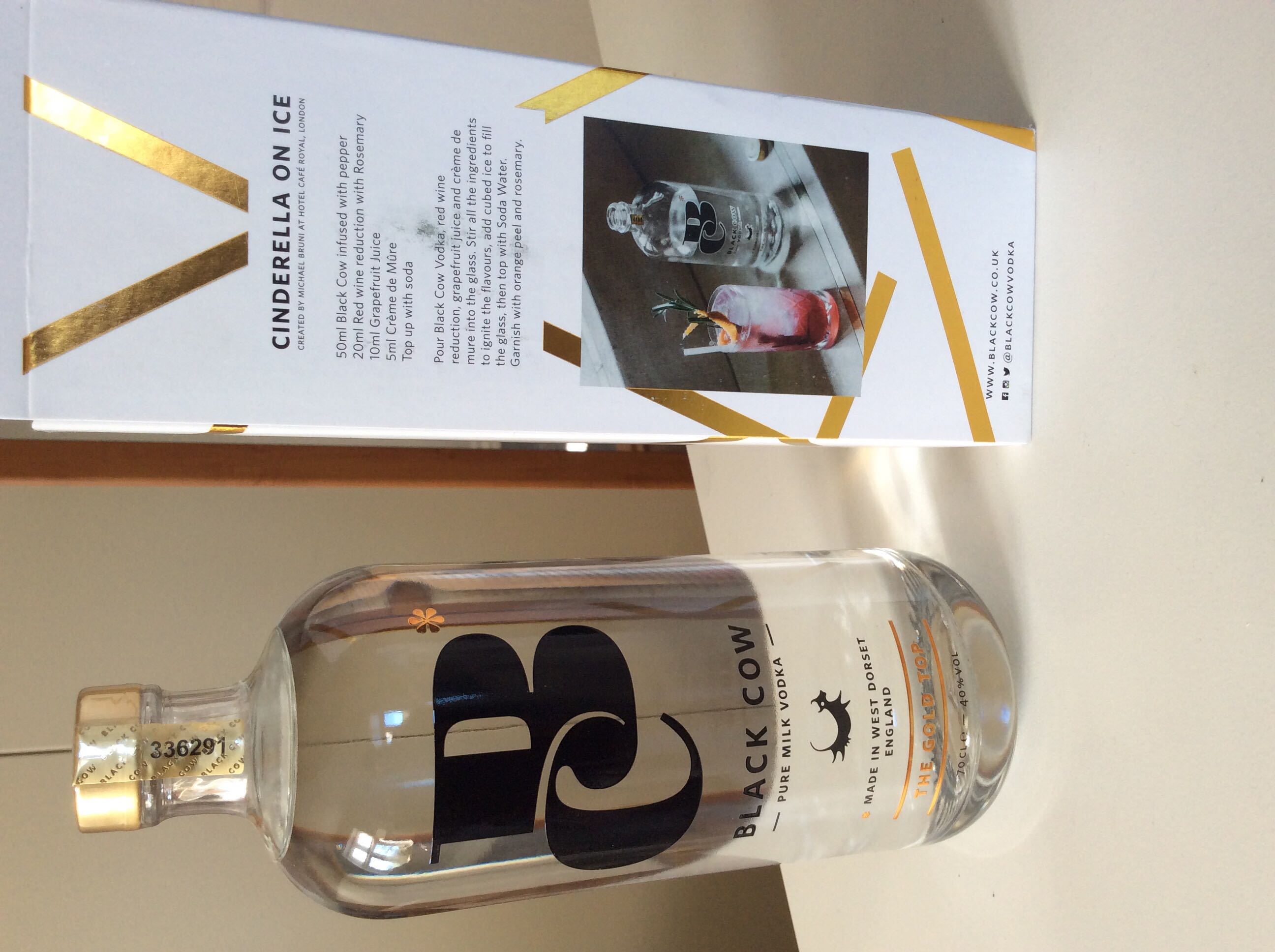 Black Cow Pure Milk Vodka 700ml 40% England - Childhay Manor (700 mL) alcohol collectible [Barcode 5060323760000] - Main Image 2