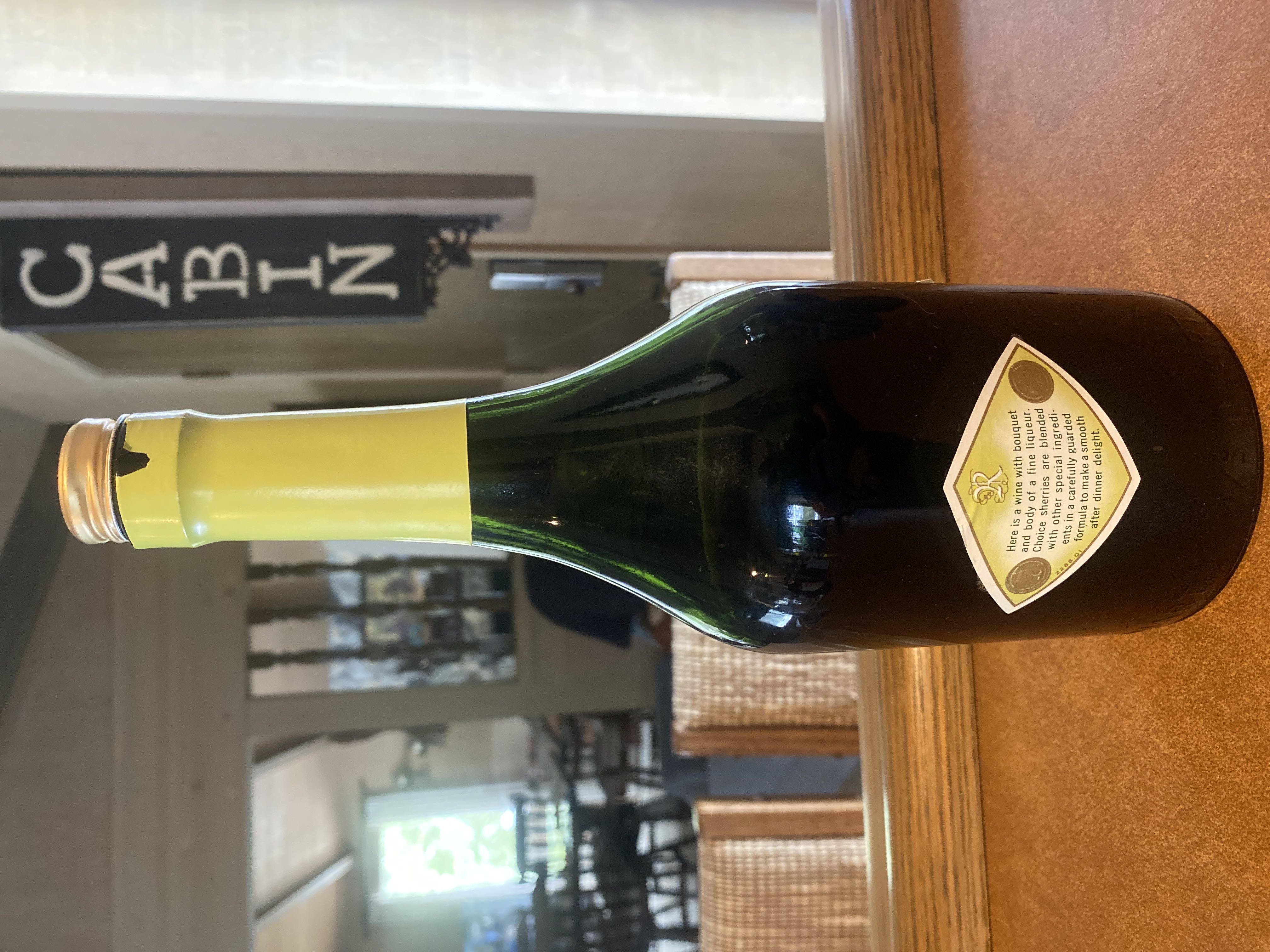 Creme DeRoma - Roma Wine Company, Fresno CA (750 mL) alcohol collectible - Main Image 2