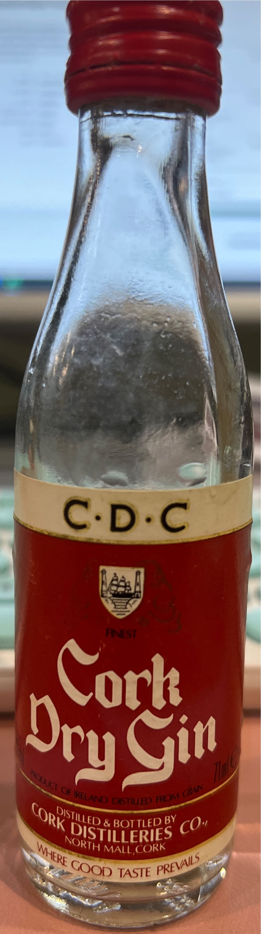 CDC Cork Dry Gin  alcohol collectible [Barcode 5011007010263] - Main Image 2