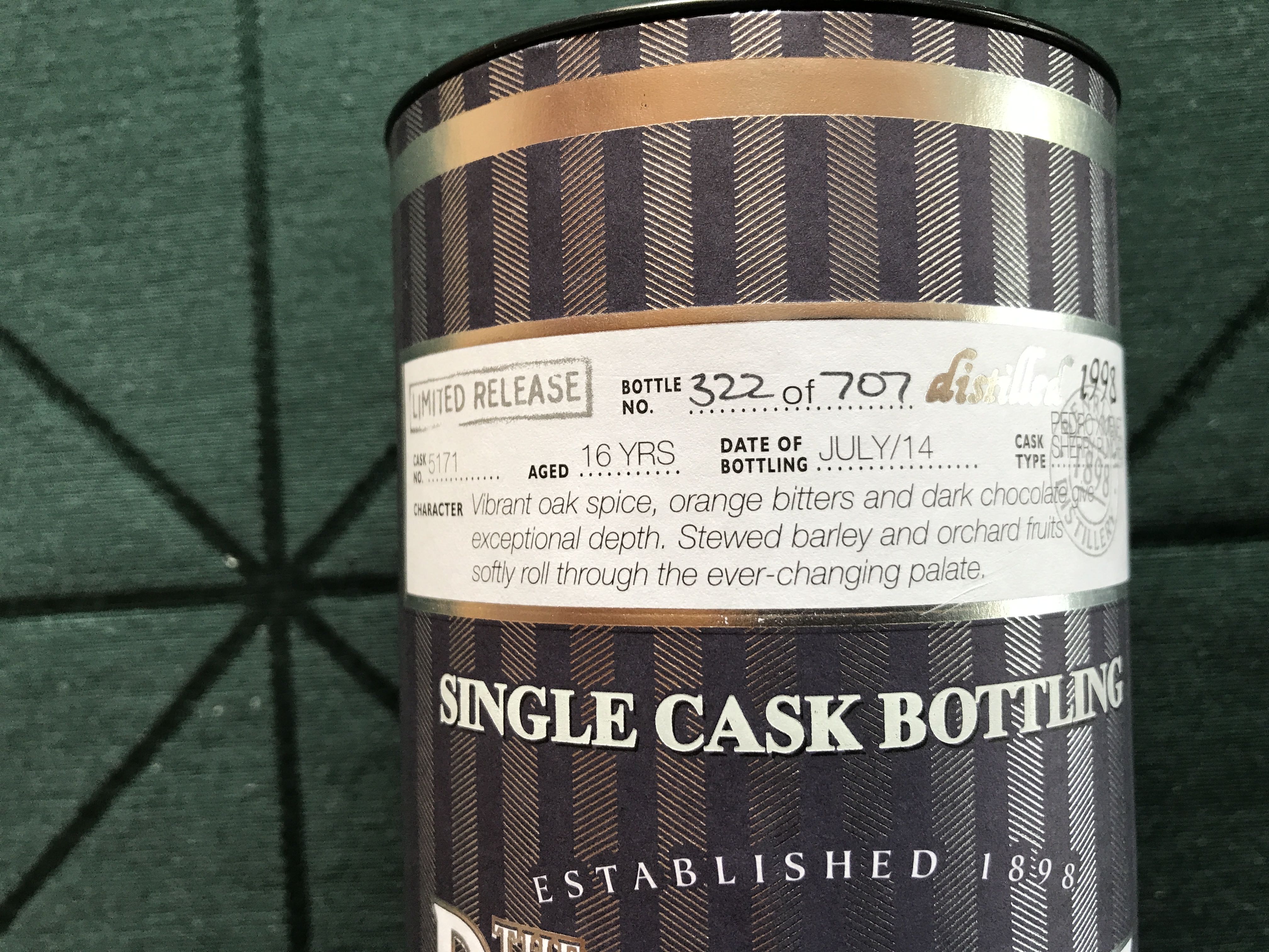 BenRiach 1998 Single Malt - Benriach Distillery (700 mL) alcohol collectible [Barcode 5060088799086] - Main Image 2