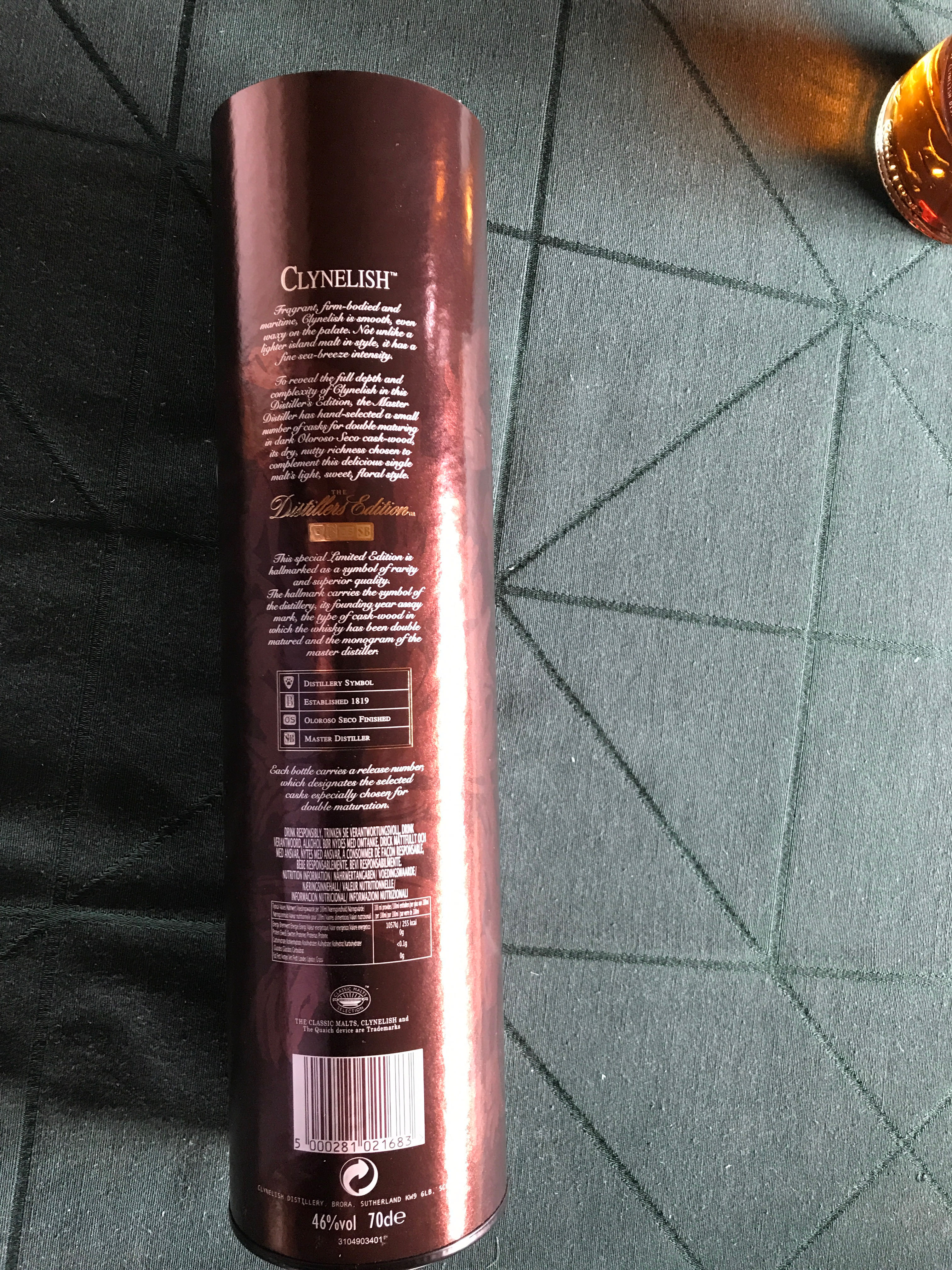 Clynelish Distillers Edition 1993 - Clynelish Distillery (700 mL) alcohol collectible [Barcode 5000281021683] - Main Image 2