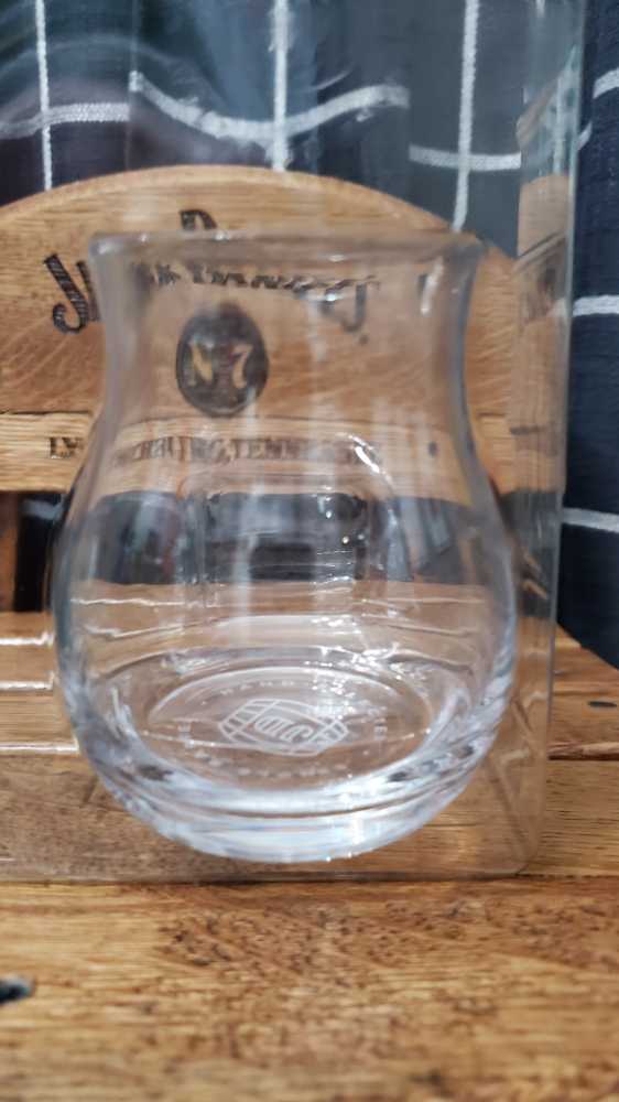 Single Barrel Select Gift Set - Jack Daniel’s Distillery, Lynchburg, TN (750 mL) alcohol collectible [Barcode 082184203354] - Main Image 3