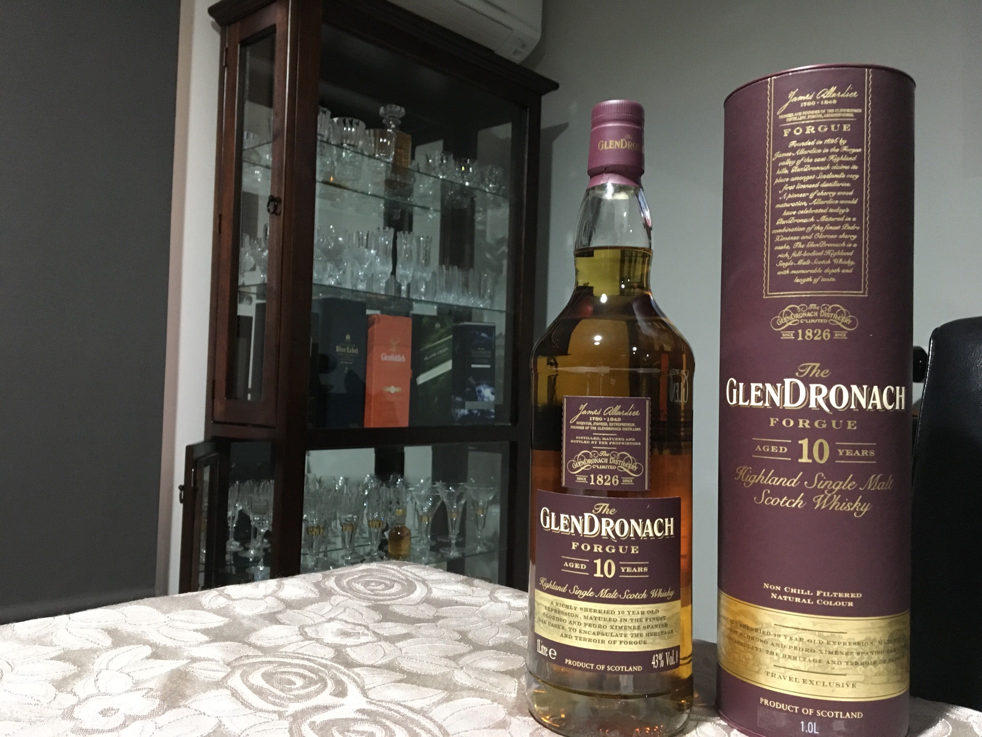 GlenDronach 10yo FORGE  alcohol collectible [Barcode 5060399686761] - Main Image 1