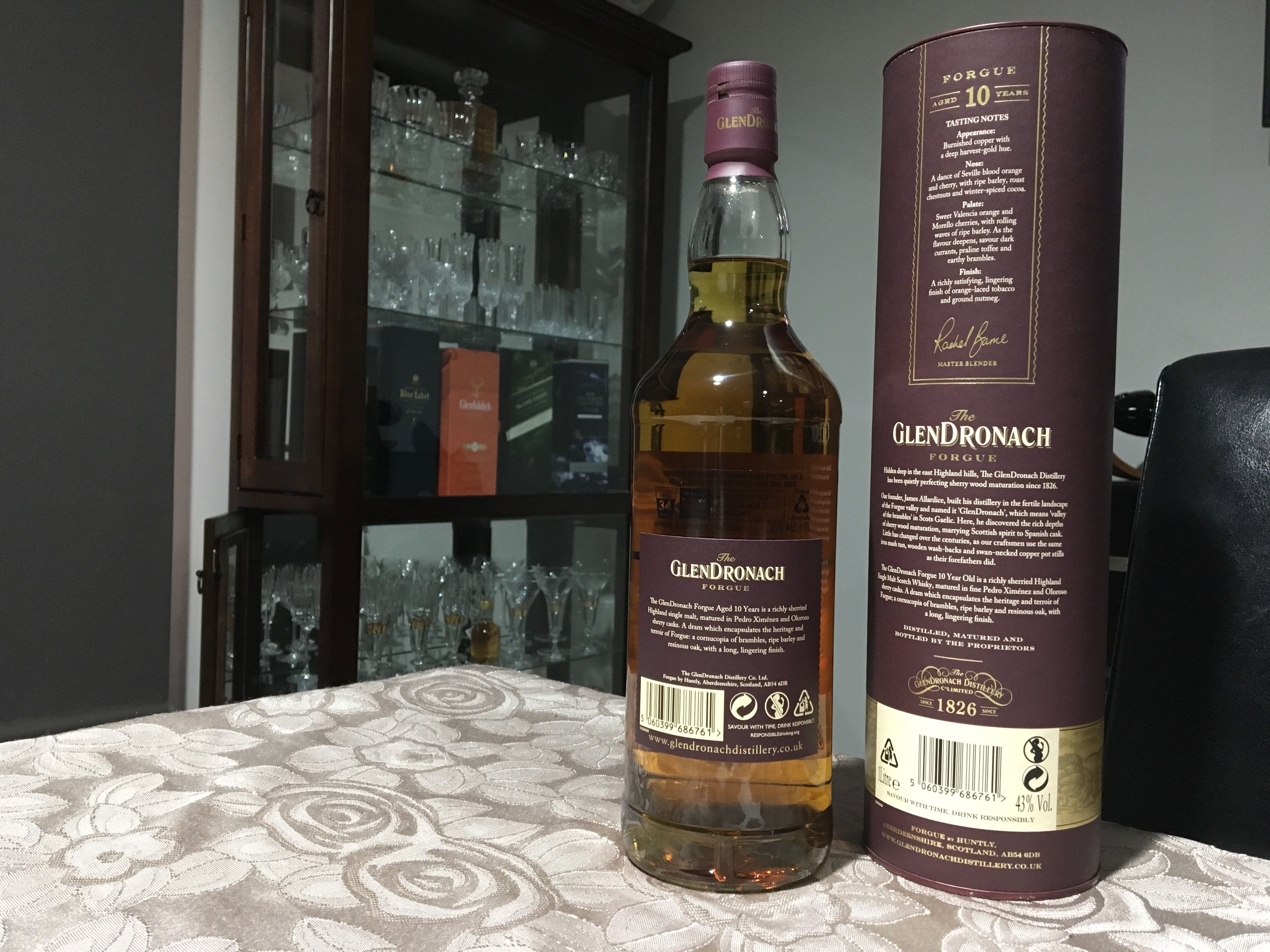 GlenDronach 10yo FORGE  alcohol collectible [Barcode 5060399686761] - Main Image 4