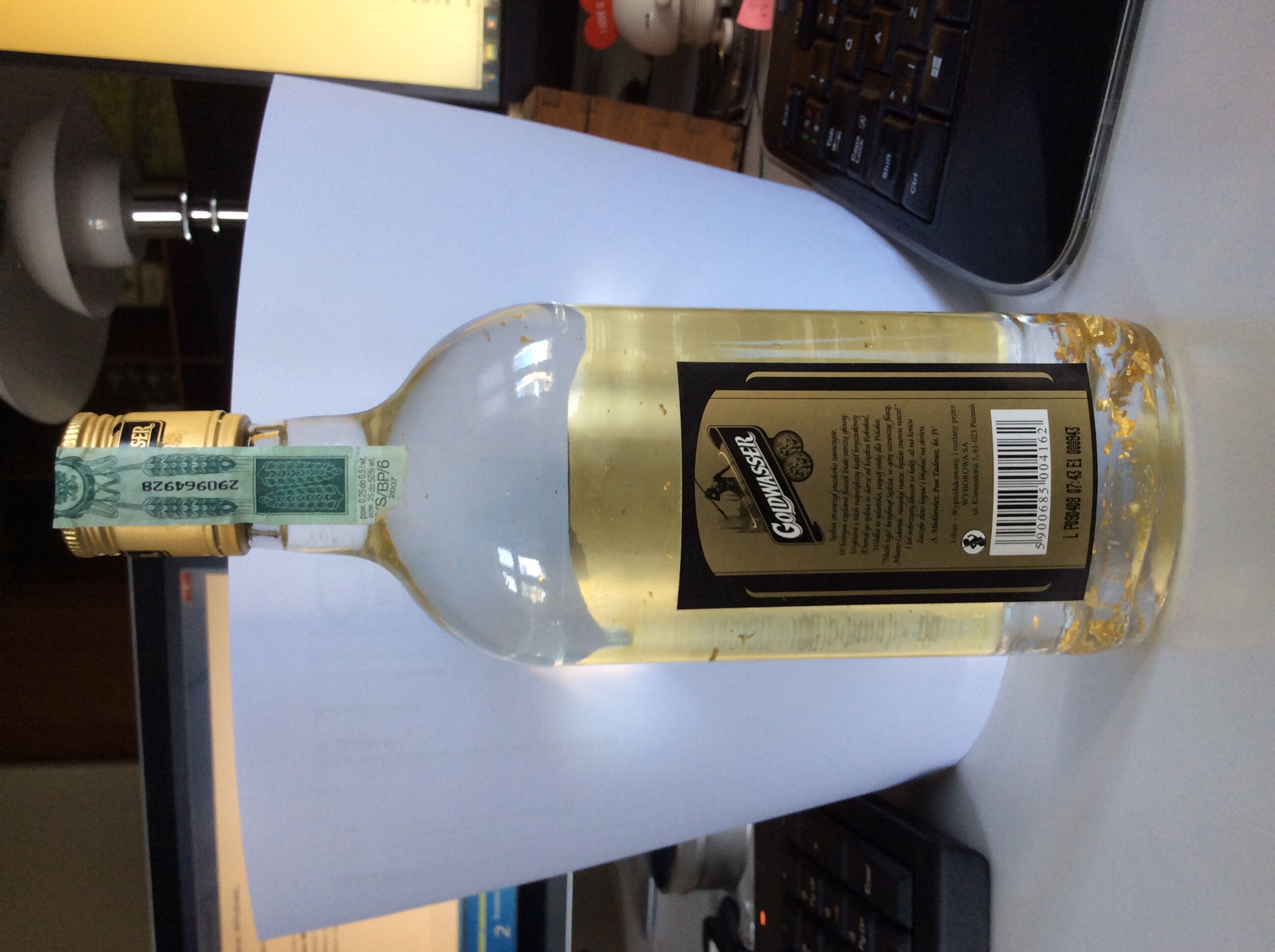 Goldwater Vodka 500ml 40% Poland - Wyborowa SA (500 mL) alcohol collectible [Barcode 5900685004162] - Main Image 2