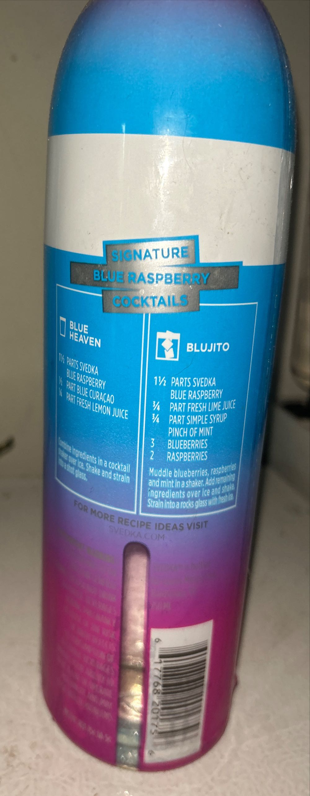 Svedka Blue Raspberry 750ML - Svedka (750 mL) alcohol collectible [Barcode 617768201756] - Main Image 2