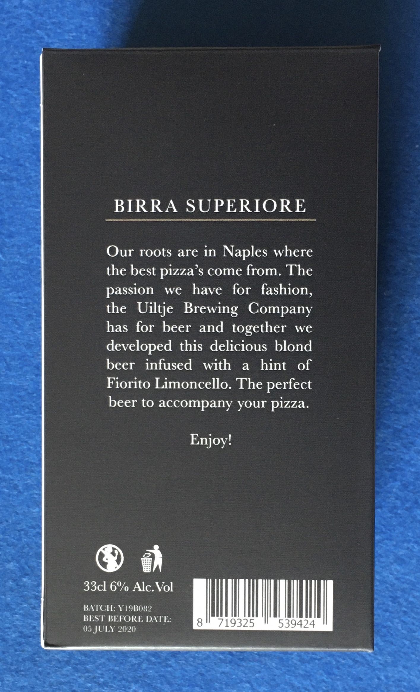 Cavallaro Napoli Birra Superiore - Uiltje Brewing Company (330 mL) alcohol collectible [Barcode 8719325539424] - Main Image 3