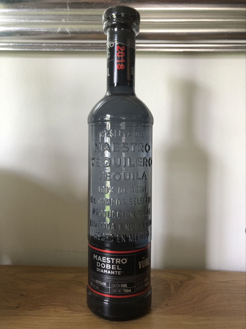 Teq Maestro Tequilero Diamante Vuhl - Maestro Tequilero (750 mL) alcohol collectible [Barcode 7501035014282] - Main Image 2