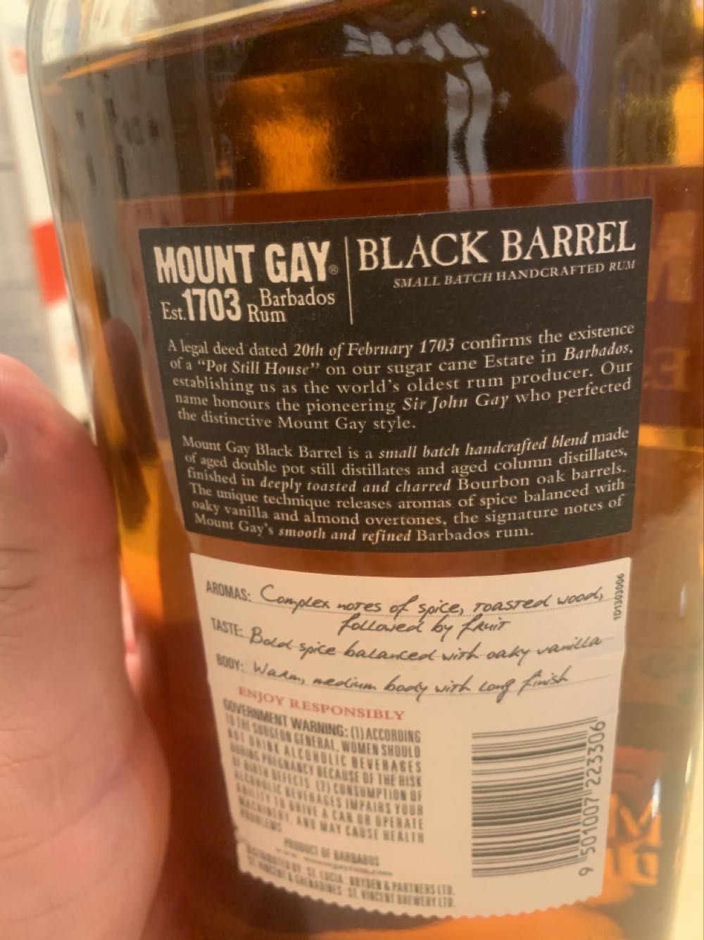 Mount Gay Black Barrel - Mount Gay Distilleries Limited (1 L) alcohol collectible [Barcode 9501007223306] - Main Image 2
