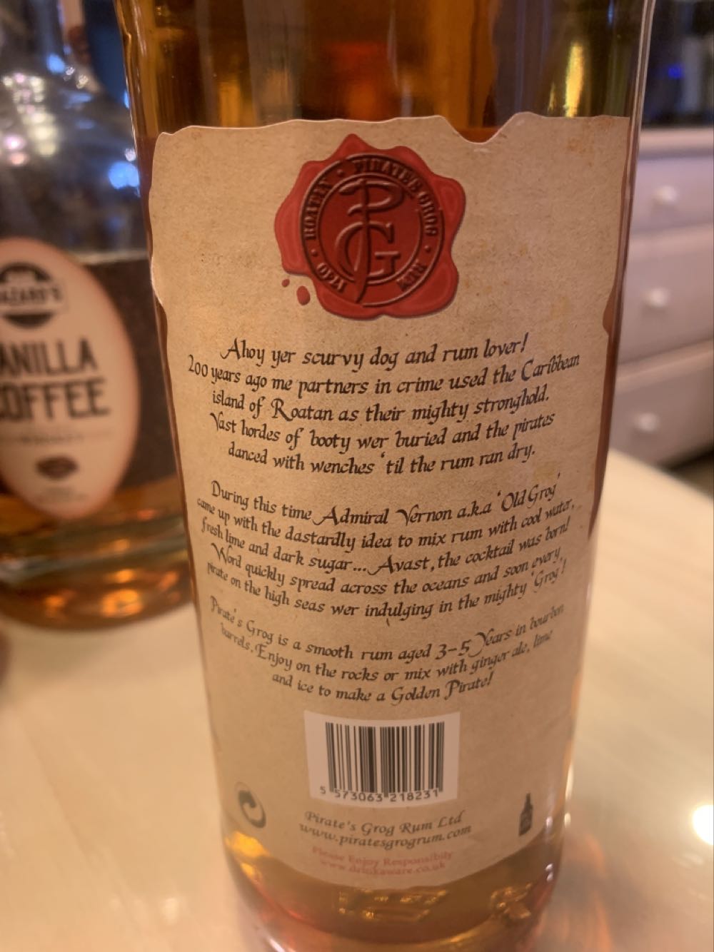 Pirate’s Grog - Pirate’s Grog Rum Ltd alcohol collectible [Barcode 5573063218231] - Main Image 2