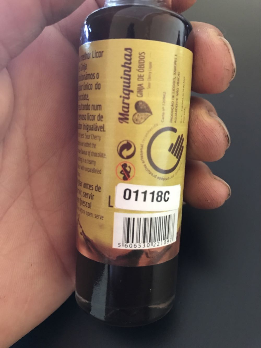 Licor Ginja De Obidos E Chocolate - Licobidos. LDA (40 mL) alcohol collectible - Main Image 2